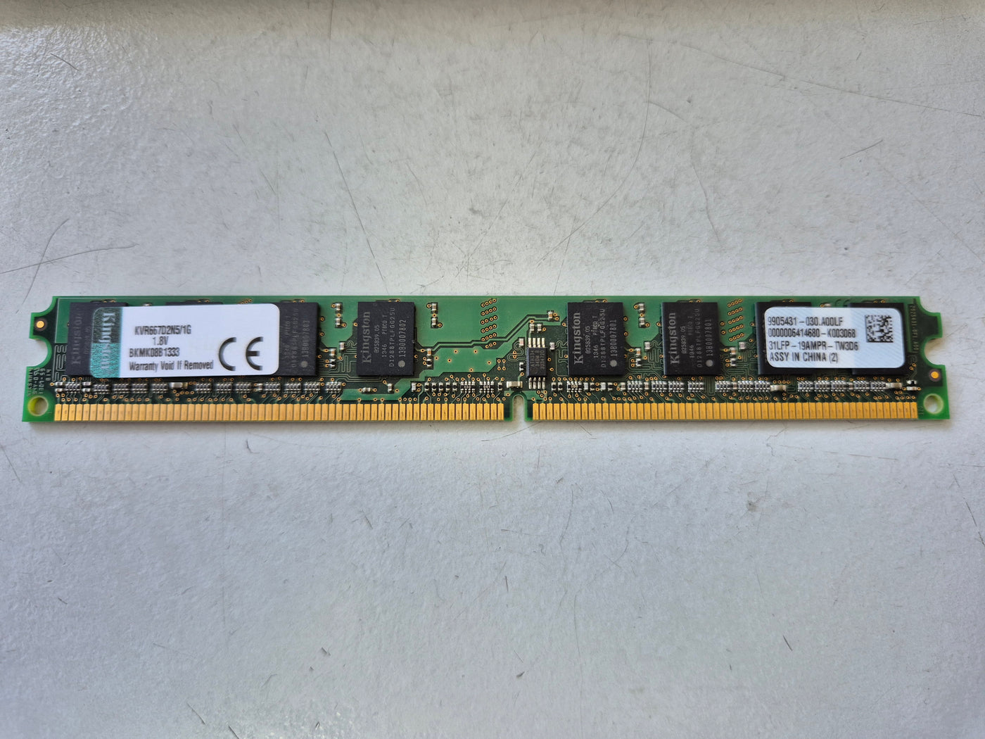 Kingston 1GB PC2-5300 DDR2-667MHz non-ECC Unbuffered CL5 240-Pin DIMM ( 9905431-030 KVR667D2N5/1G ) REF