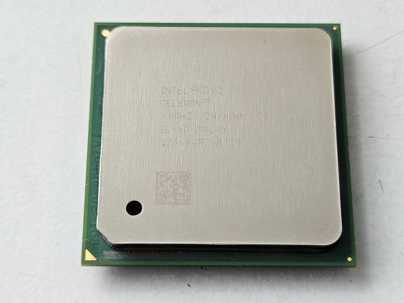 Intel Celeron 1.8GHz 400MHz FSB Socket PPGA478 CPU ( SL68D ) USED