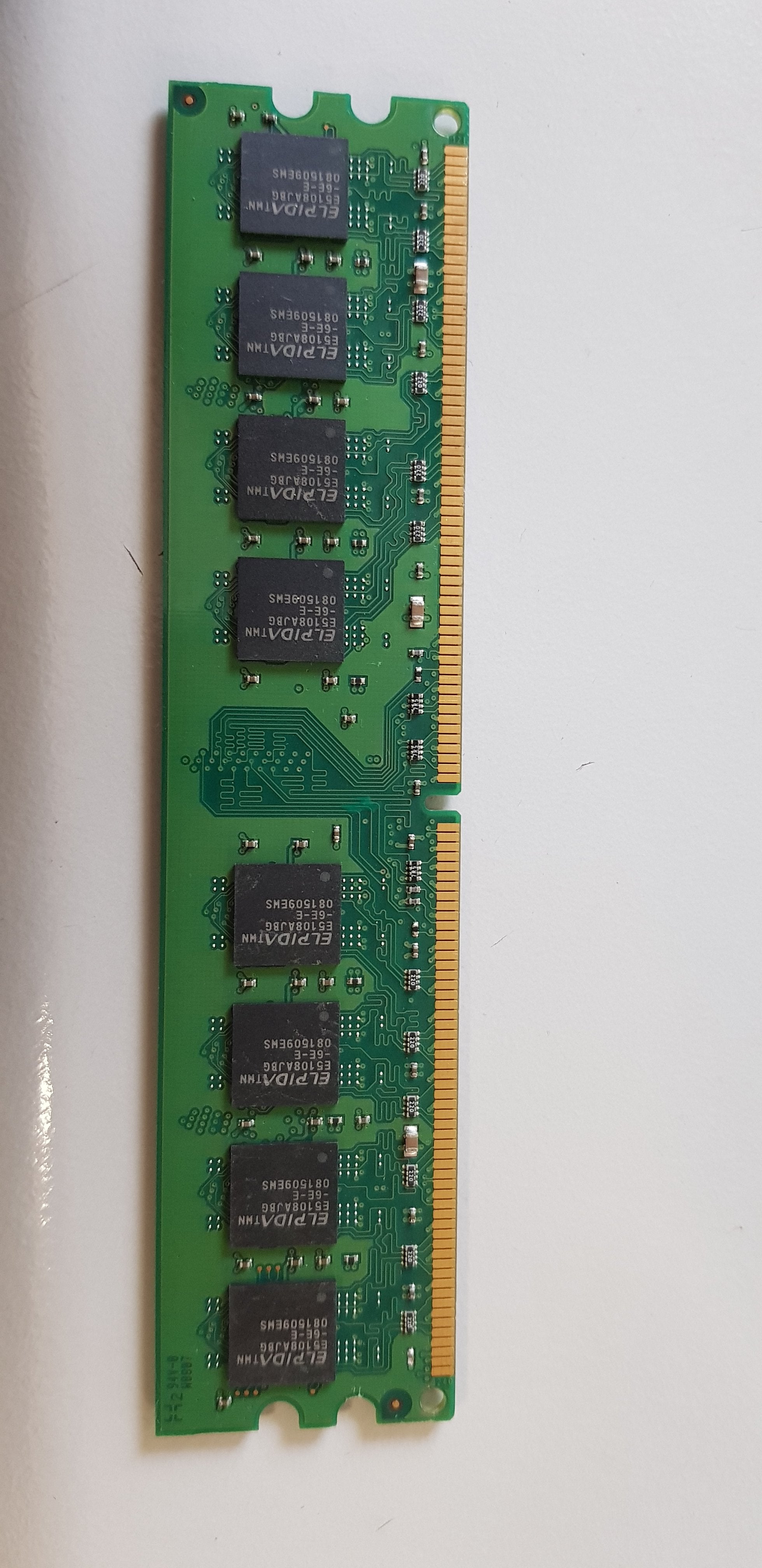 Kingston 1GB PC2-5300 DDR2-667MHz non-ECC Unbuffered CL5 240-Pin DIMM Dual Rank Memory Module (KPN424-ELJ / 9995316-016.A00LF)
