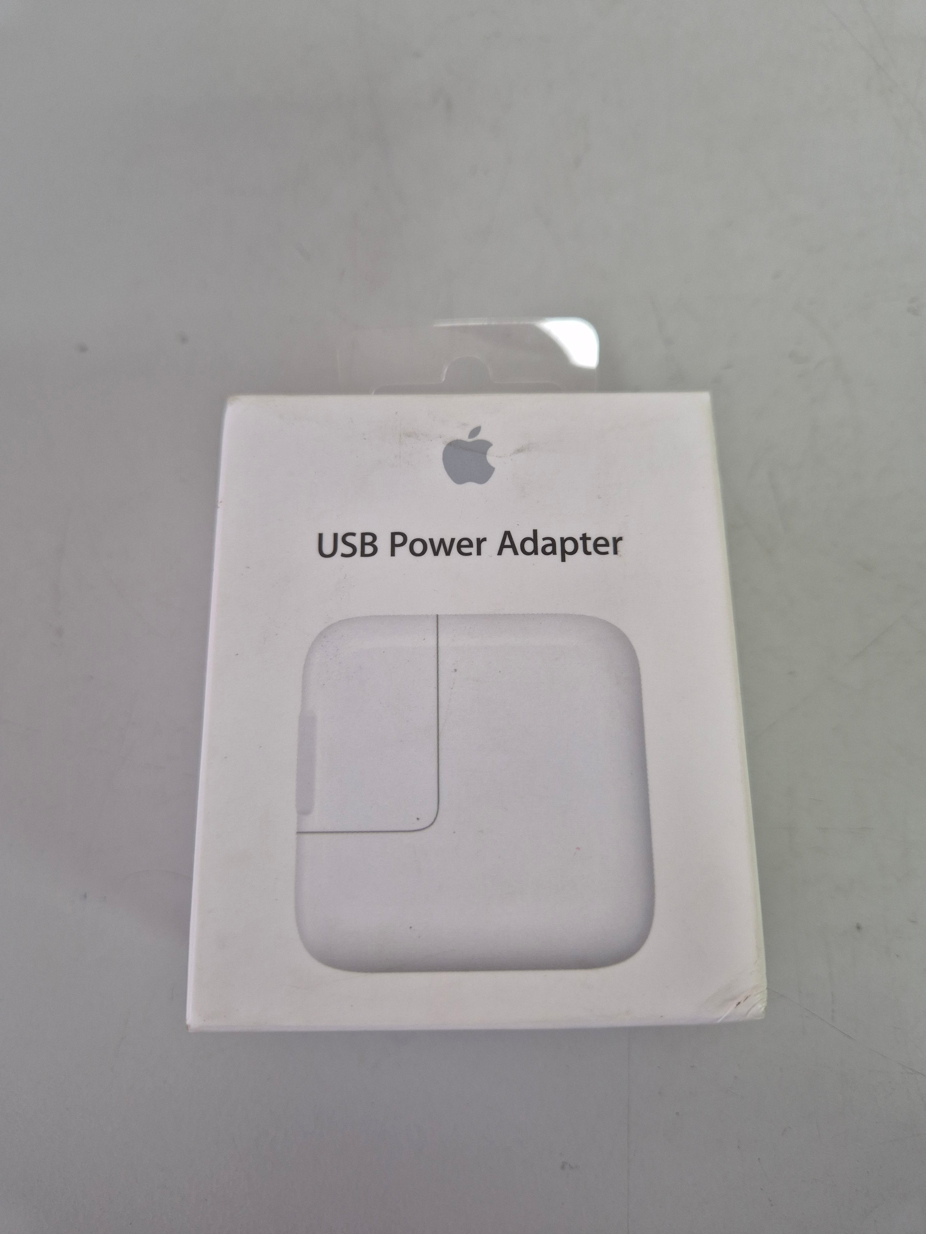 Apple A1401 12W USB Power Adapter ( MD836ZM/A ) NOB