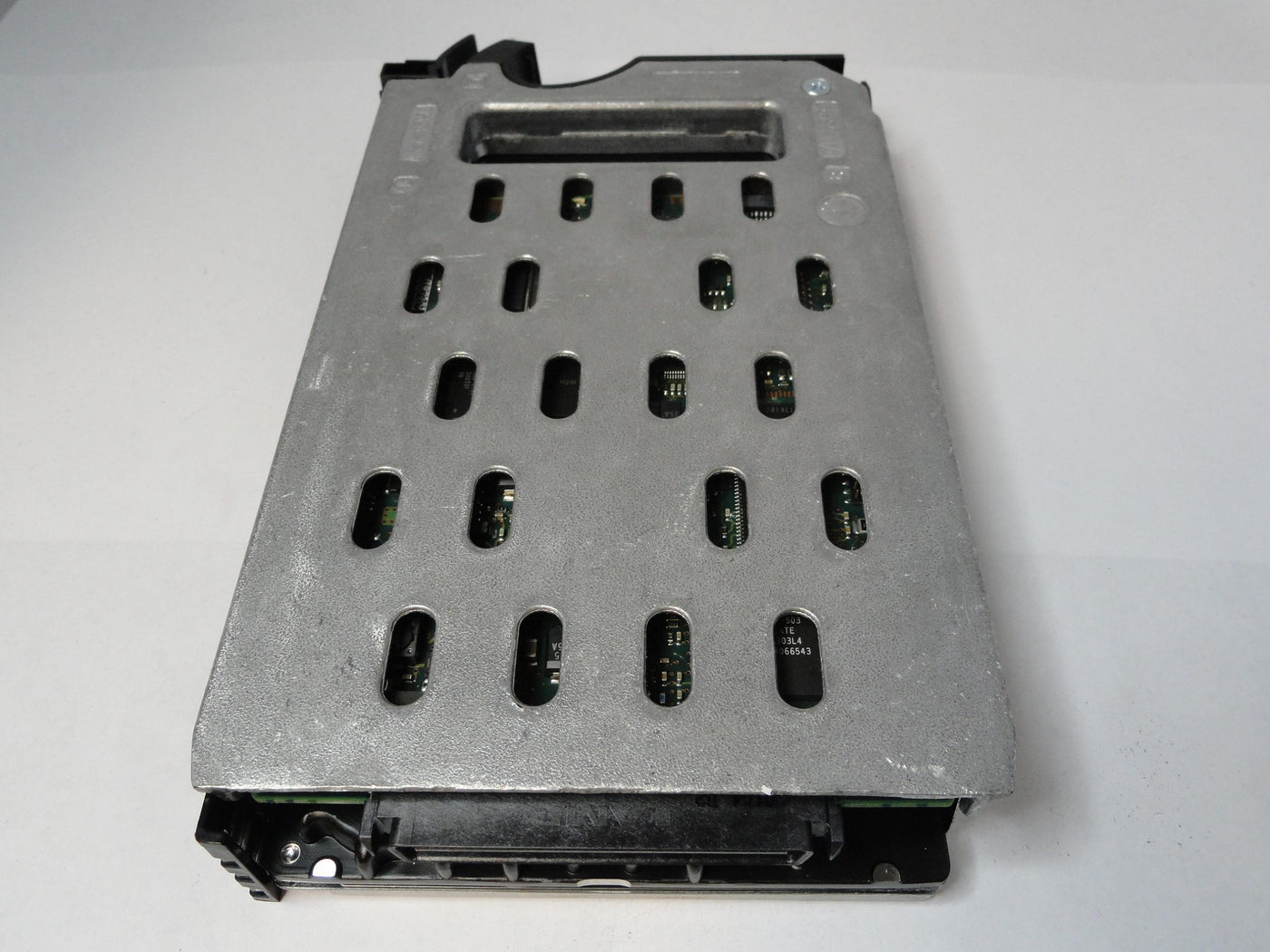 PR20213_9N7006-069_Seagate Dell 36GB SCSI 80 Pin 10Krpm 3.5in HDD - Image3