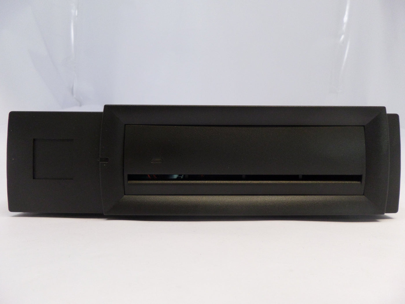 PR26307_11-1027_PDE E501 Wide Half Hight Hard Drive Enclosure - Image2