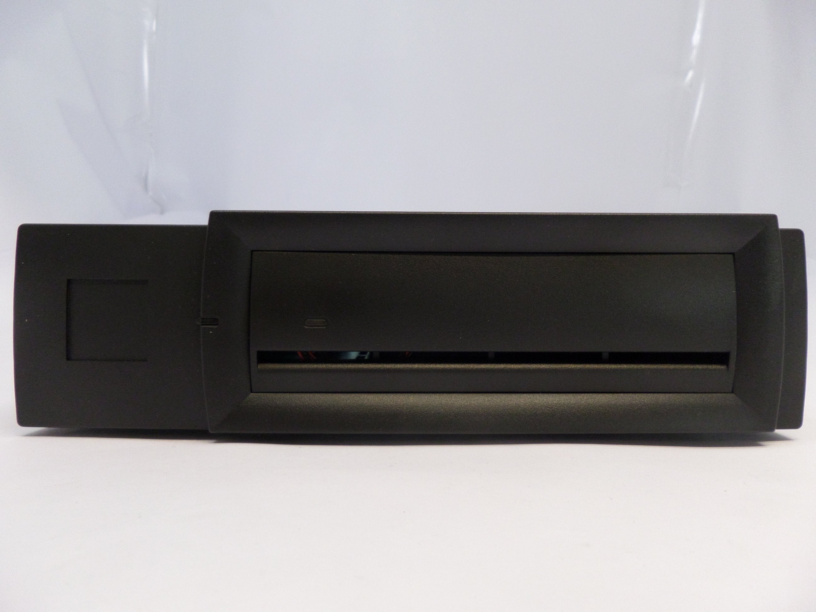 PR26307_11-1027_PDE E501 Wide Half Hight Hard Drive Enclosure - Image2