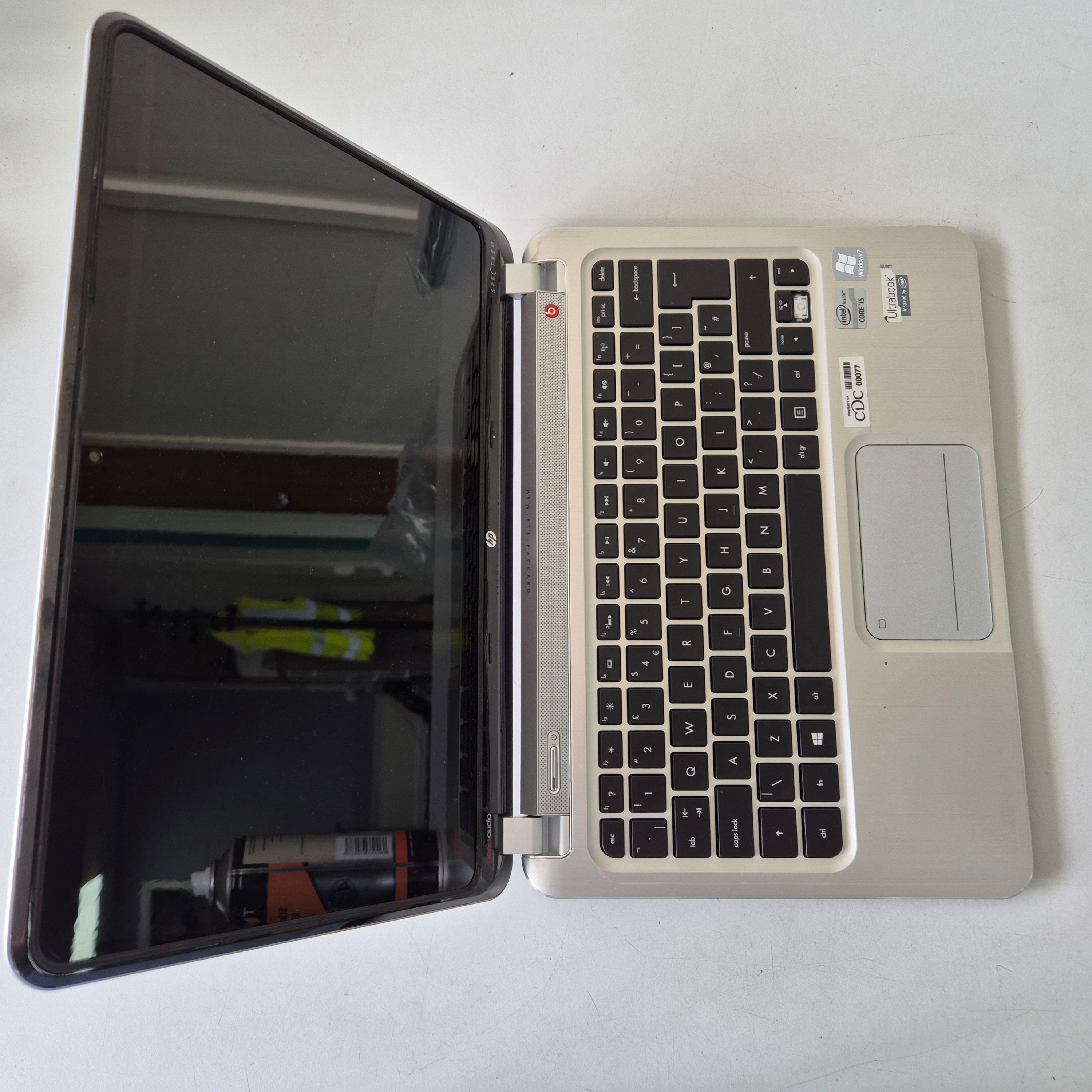 HP SpectreXT Pro 13-b000 NO HDD NO OS 4GB RAM i5 13.3" Battery poor SPR