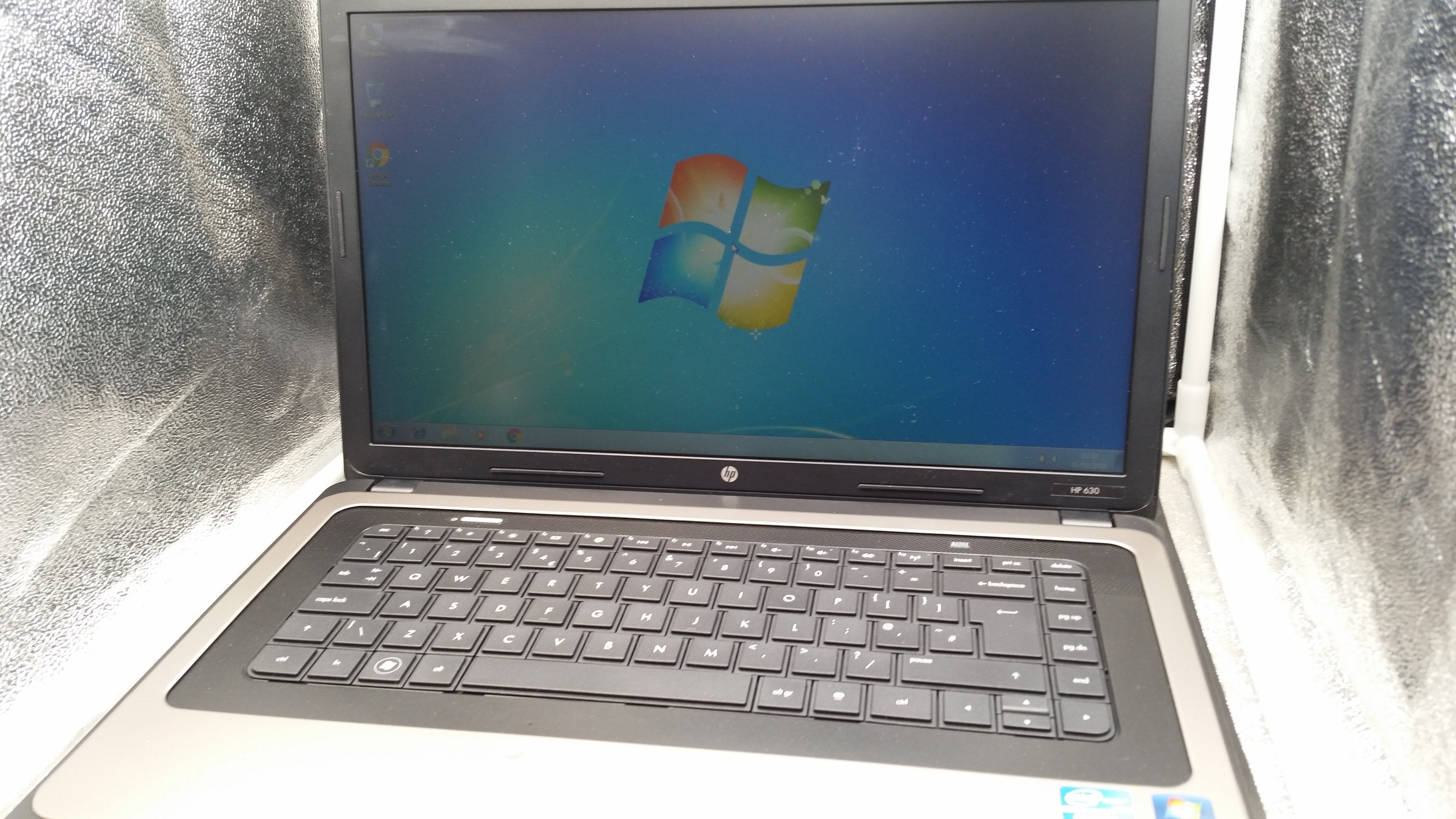 HP 630 Intel Core i3 M370 @ 2.40 GHz 4GB 500GB Windows 7 Pro (Ref)