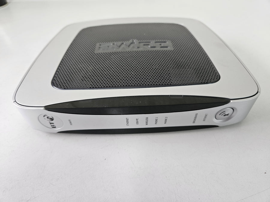 BT Business Hub 2WIRE Gateway Wireless Router ( 2700HGV 4201-003003-008 ) USED