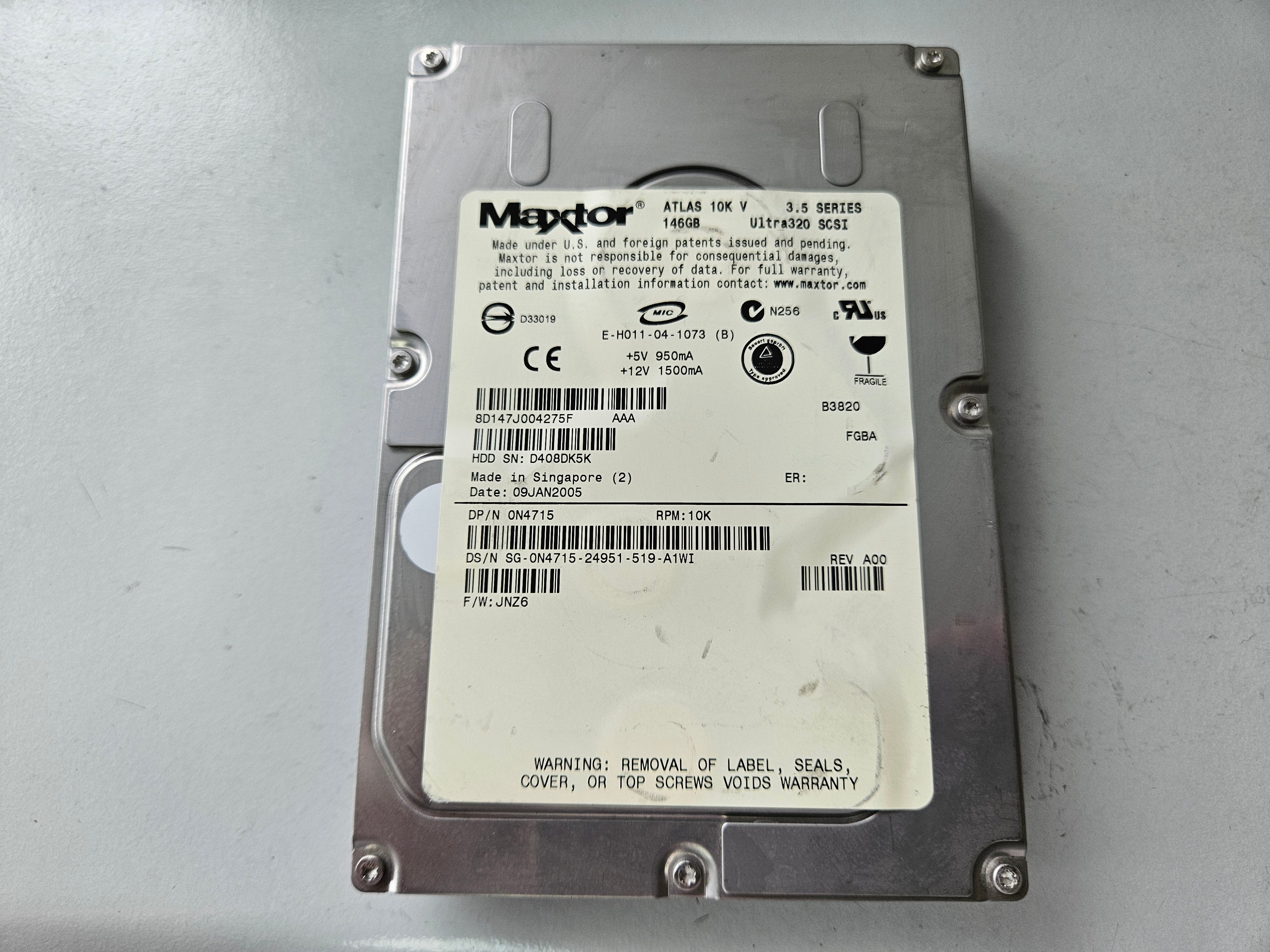 Maxtor Dell Atlas 10k V 146GB 10Krpm Ultra320 SCSI 3.5in HDD ( 8D147J0 0N4715 ) USED