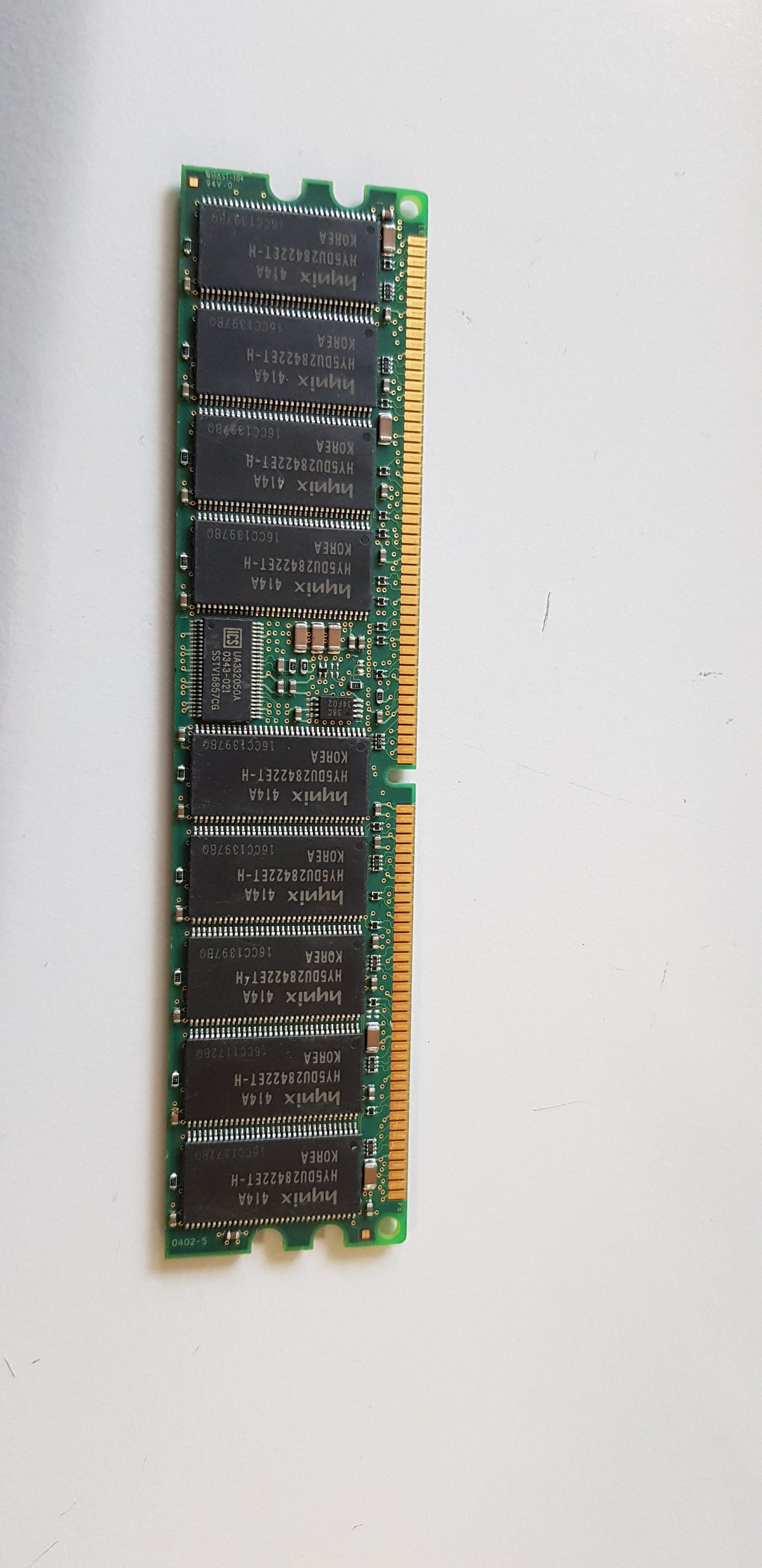 Hynix 256MB PC2100 DDR-266MHz ECC Registered CL2.5 184-Pin DIMM Low Profile Memory Module (HYMD132G725E4M-H)