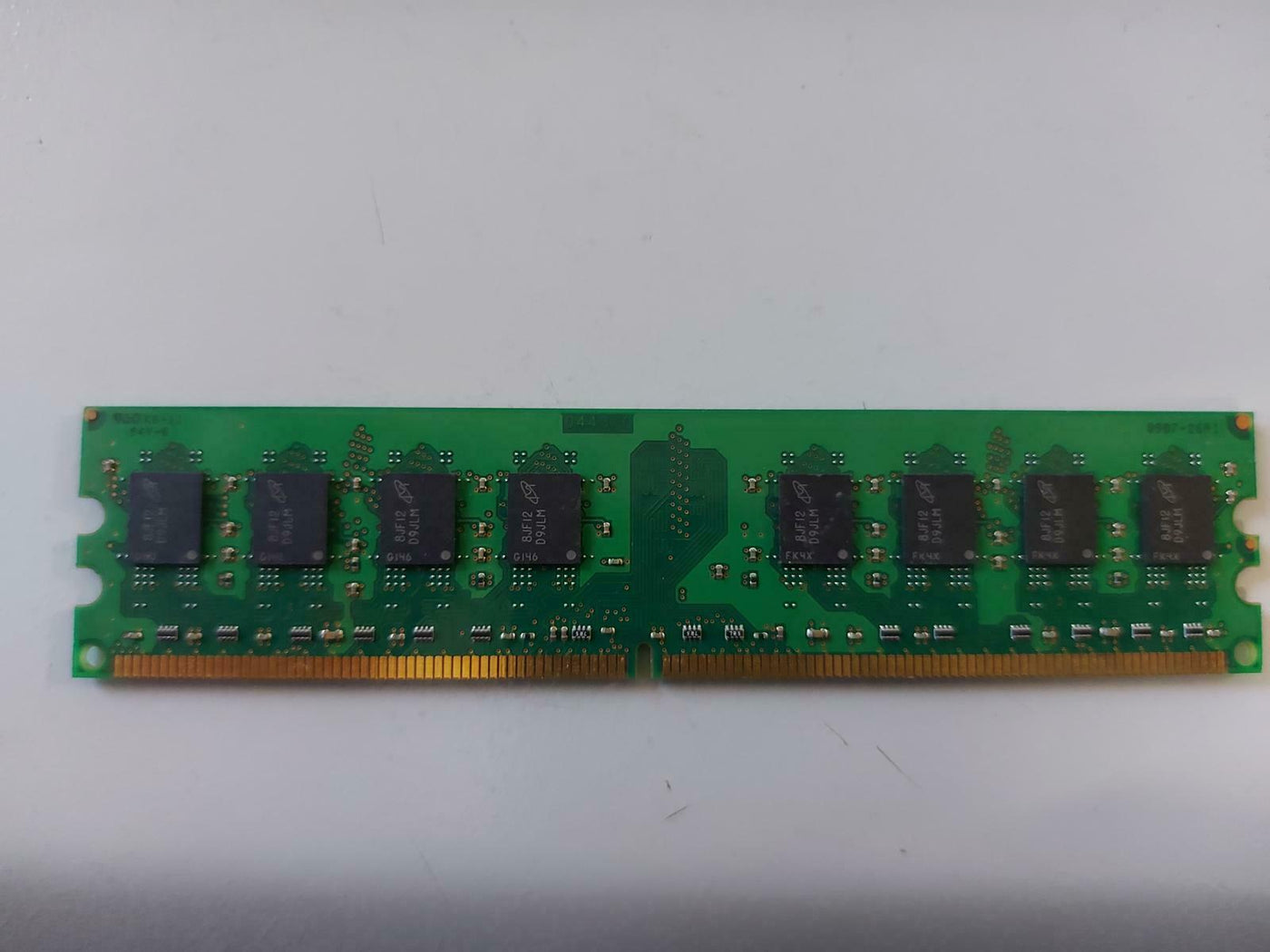 Micron/Crucial 1GB DDR2 NonECC DIMM MT16HTF12864AY-53EF1 CT12864AA53E.16FF