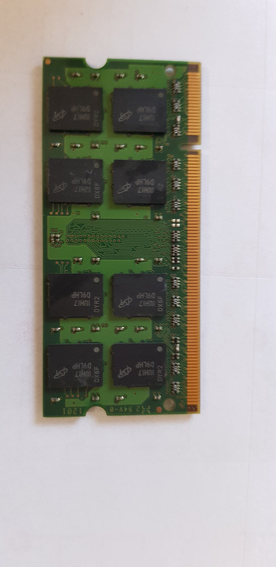 SanMax 2GB 2Rx8 PC2 5300S  DDR2 SODIMM 667MHz Memory Module (SMD-N2G88C1P-6E)