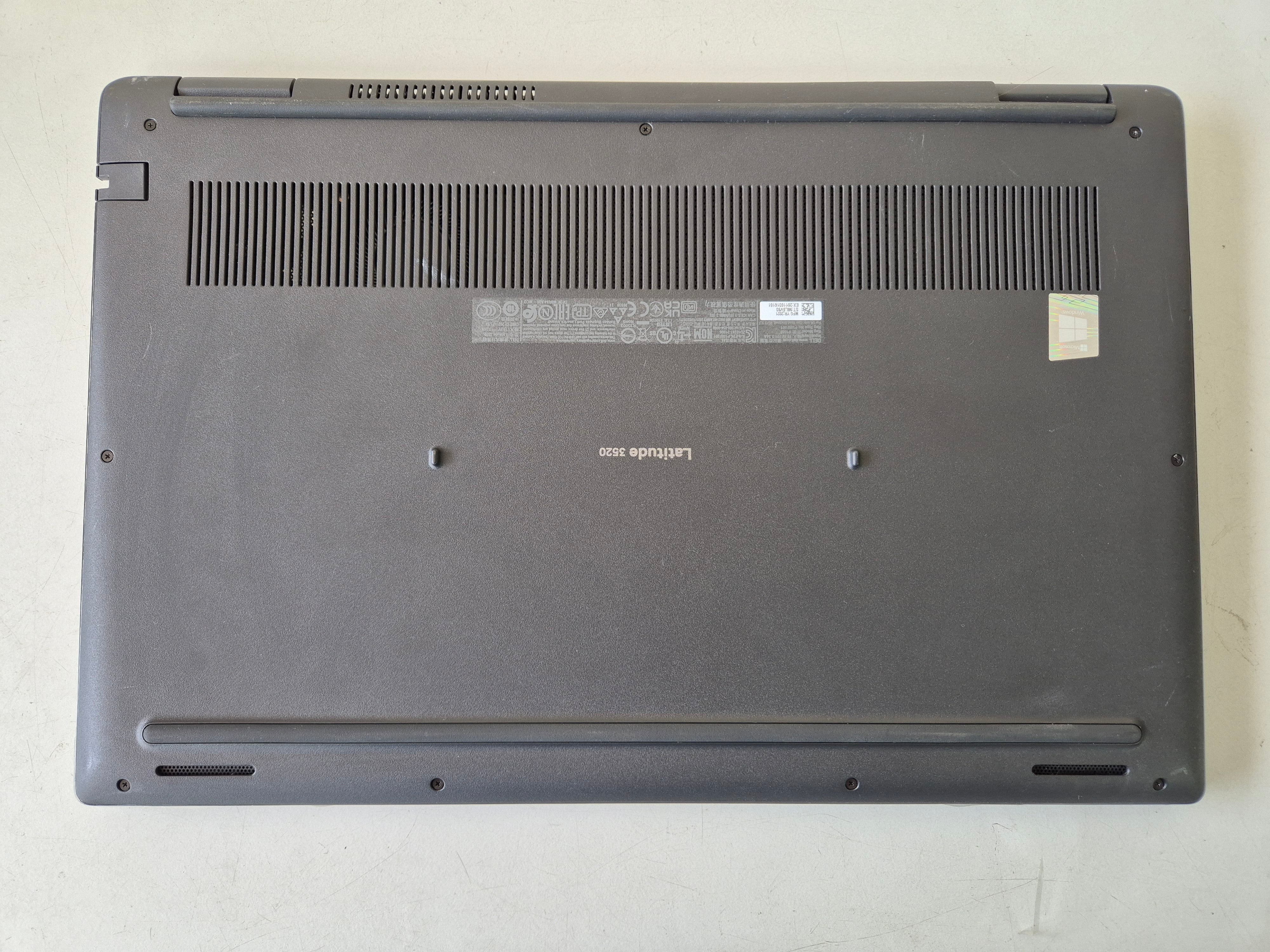 Dell Latitude 3520 250GB SSD 8GB RAM i7-1165G7 2.80GHz Win11 15.6" USED
