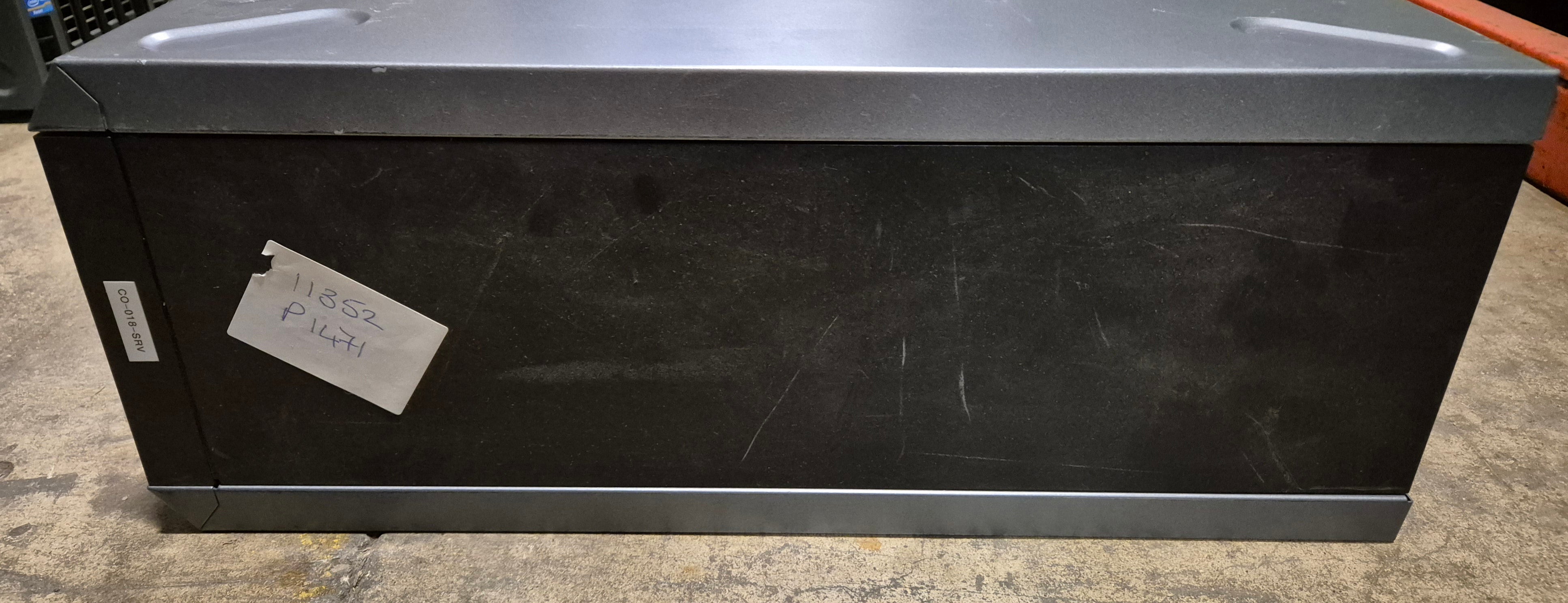 Dell PowerEdge T320 Xeon E5-2403 1.8GHz NO RAM/HDD/OS DVD Dual PSU WinSVR 2008 COA ( E20S ) USED missing plastics