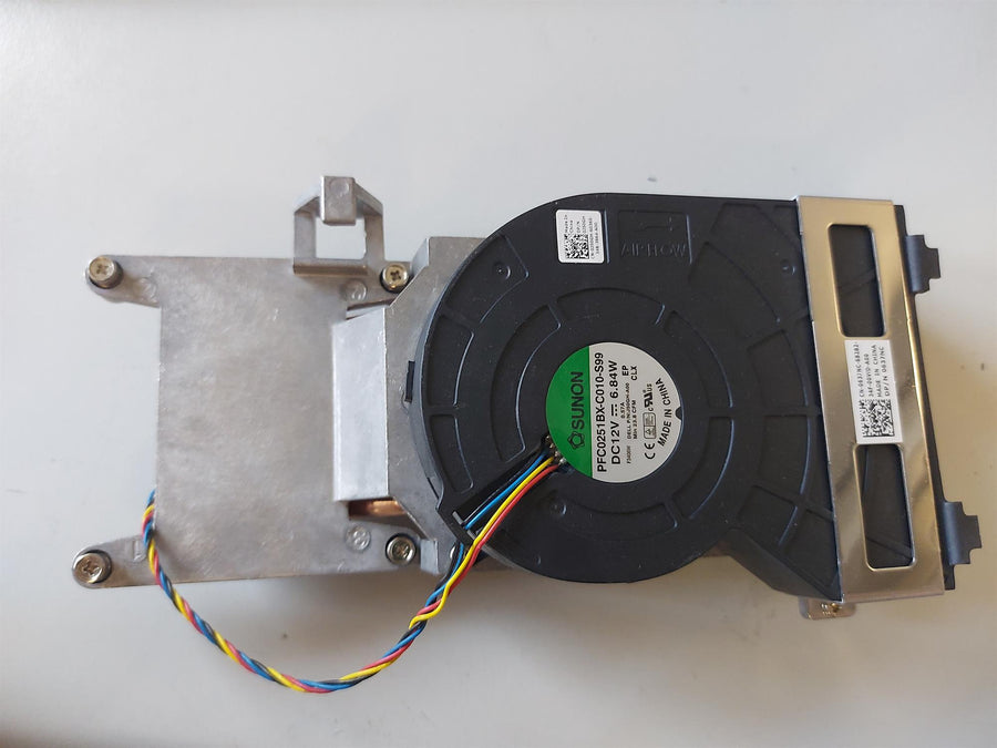 Dell Sunon DC12V 6.84W 0.57A Heatsink & cooling fan (0637NC 0J50GH PFC0251BX-C010-S99).