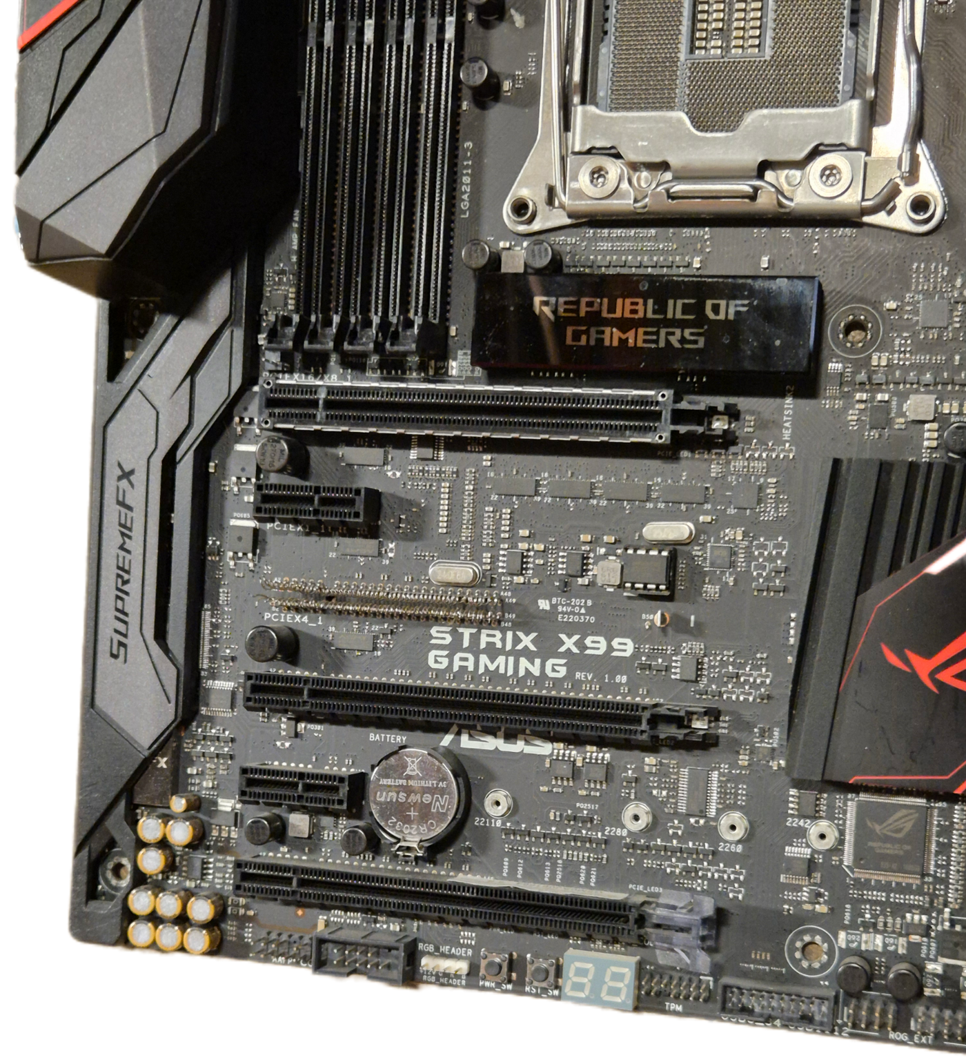 ASUS ROG STRIX X99 Gaming Motherboard LGA2011-3 DDR4 ATX - NO PCIEx4 connector USED