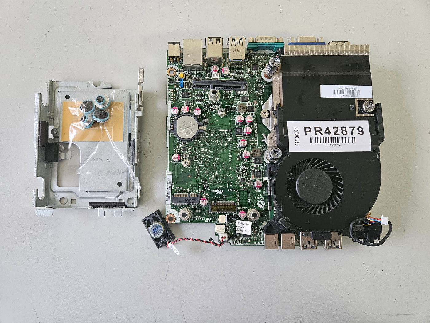 HP ProDesk 400 G2 DM Motherboard w/ processor, ram, hdd caddy ( 810663-001 801848-001 810663-601 ) USED