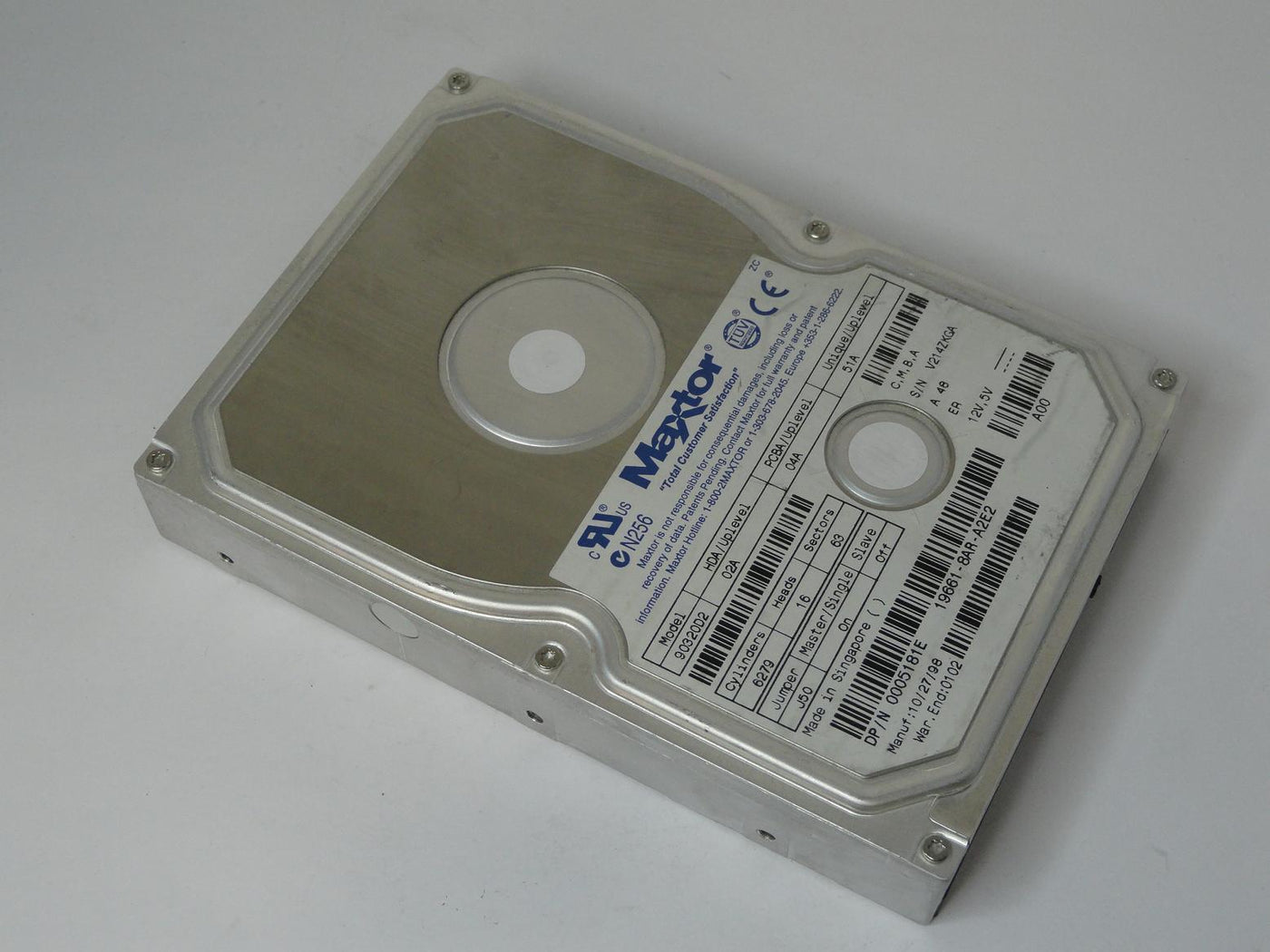 90320D2 - Dell/Maxtor 3.2GB IDE 5400rpm 3.5" HDD - Refurbished