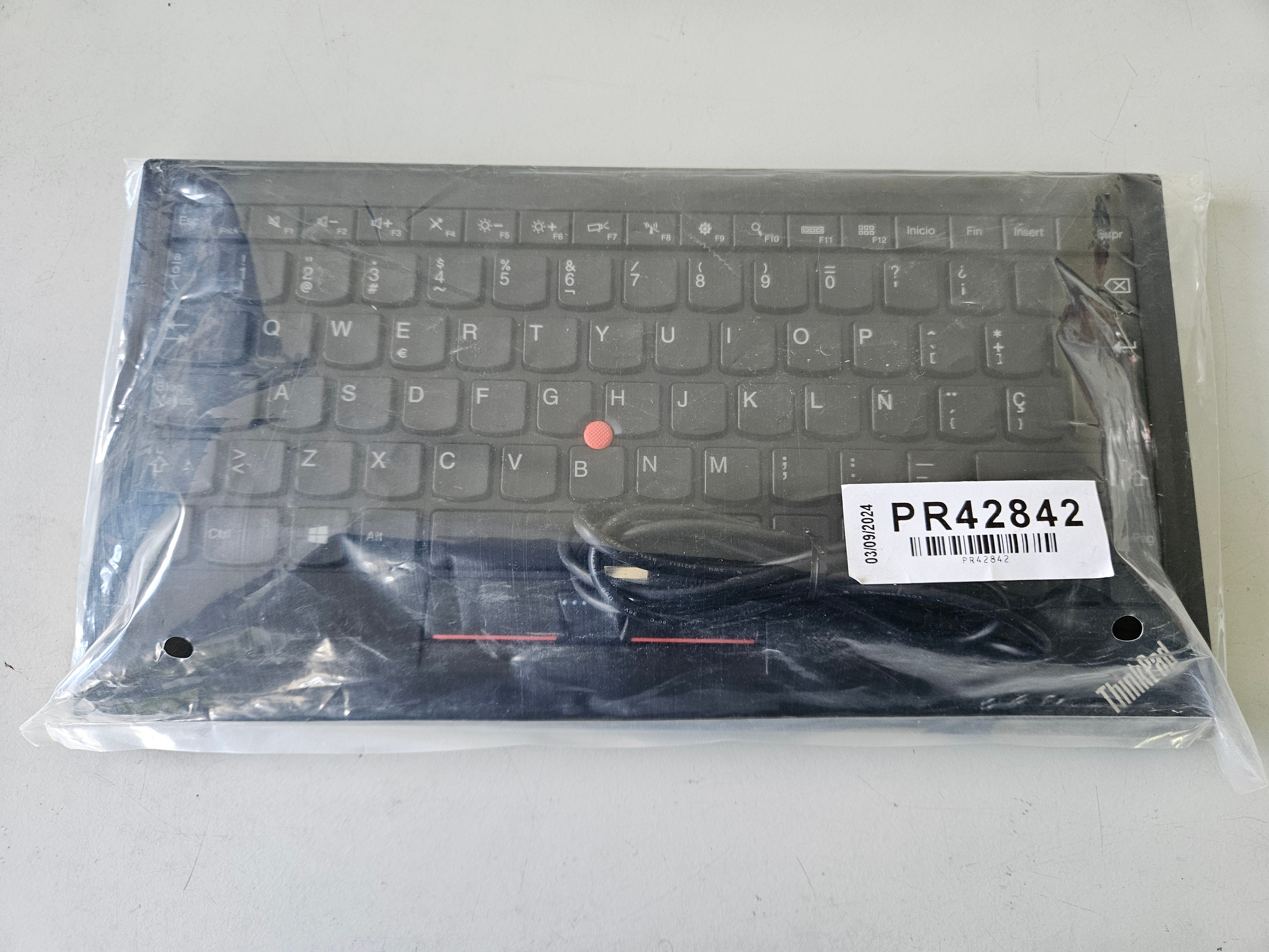Lenovo KT-1255 ThinkPad Compact Bluetooth Keyboard w/ trackpoint - Spanish ( 03X7715 ) REF