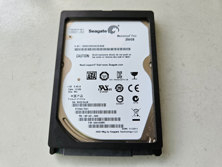 Seagate 250GB 7200RPM SATA 2.5in HDD ( 1AF14C-500 ST250LT021 ) REF
