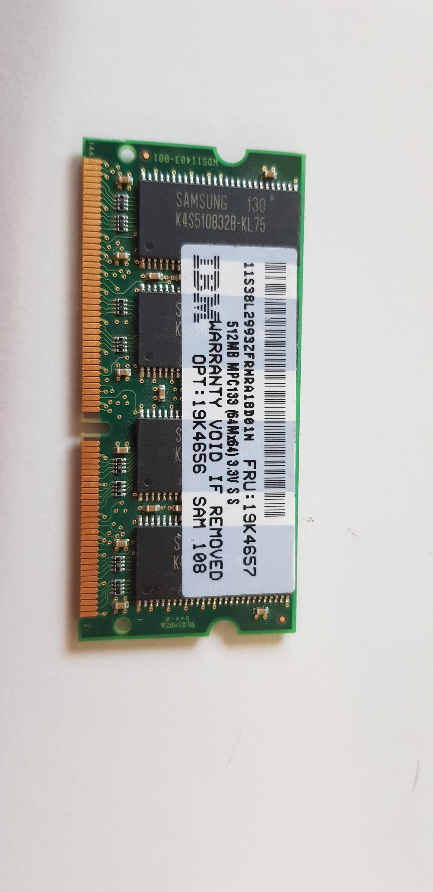 Samsung  512MB 144p PC133 CL3 64x8 2Rx8 3.3V SDRAM SODIMM (IBM LABELLED) (M464S6453BK0-L75)