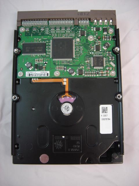 9BJ03F-305 - Seagate 200Gb IDE 7200rpm 3.5in HDD - USED