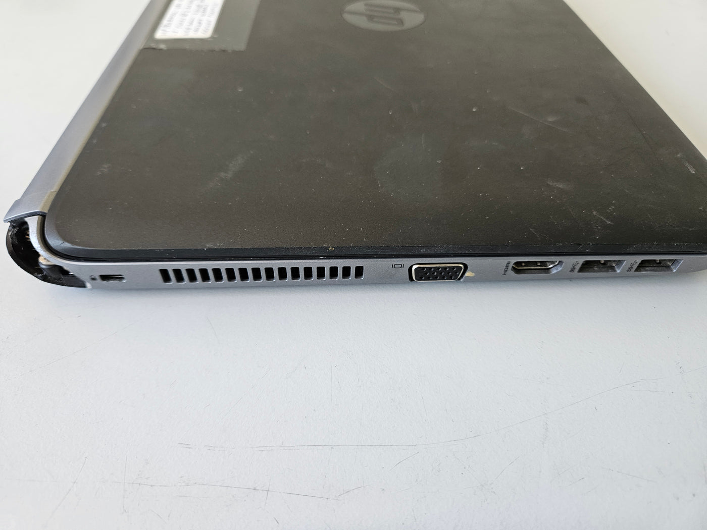 HP ProBook 430 G2 240GB SSD 4GB RAM i5-5200U 2.2GHz NO OS 14" Laptop ( N0Y54ES#ABU ) SPR