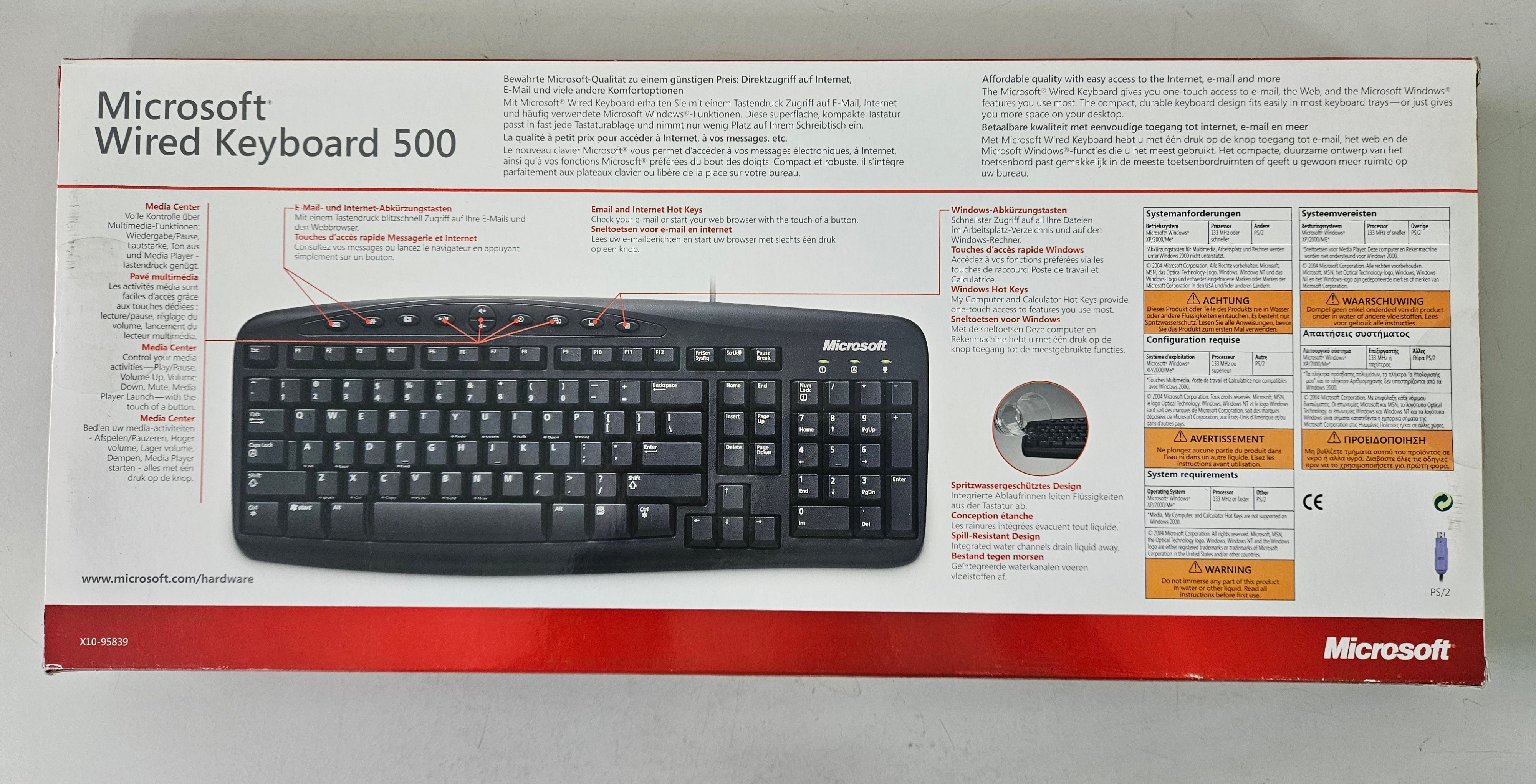 Microsoft Wired Black Keybord 500 Win32 PS/2 ( ZG6-00010 ) NEW