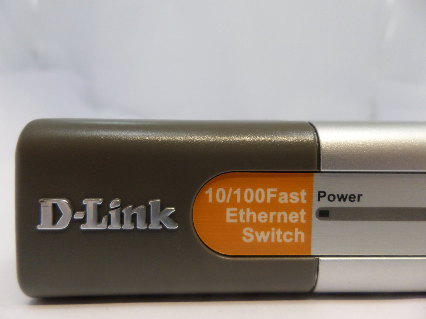 D-Link 8-Port 10/100 Fast Ethernet Switch