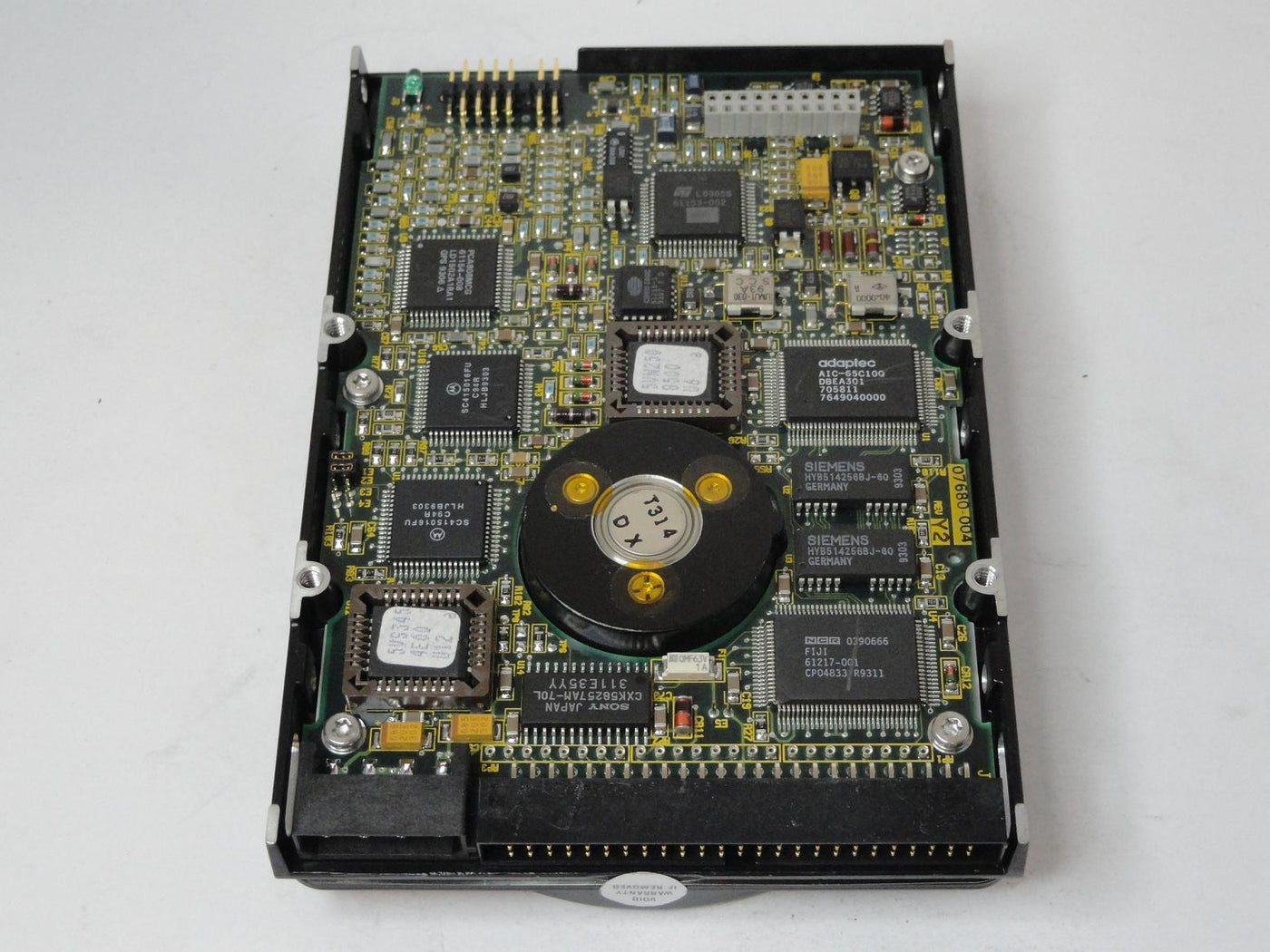 MC2938_CP30200_Conner IDE 9.1GB 3.5" HDD - Image2