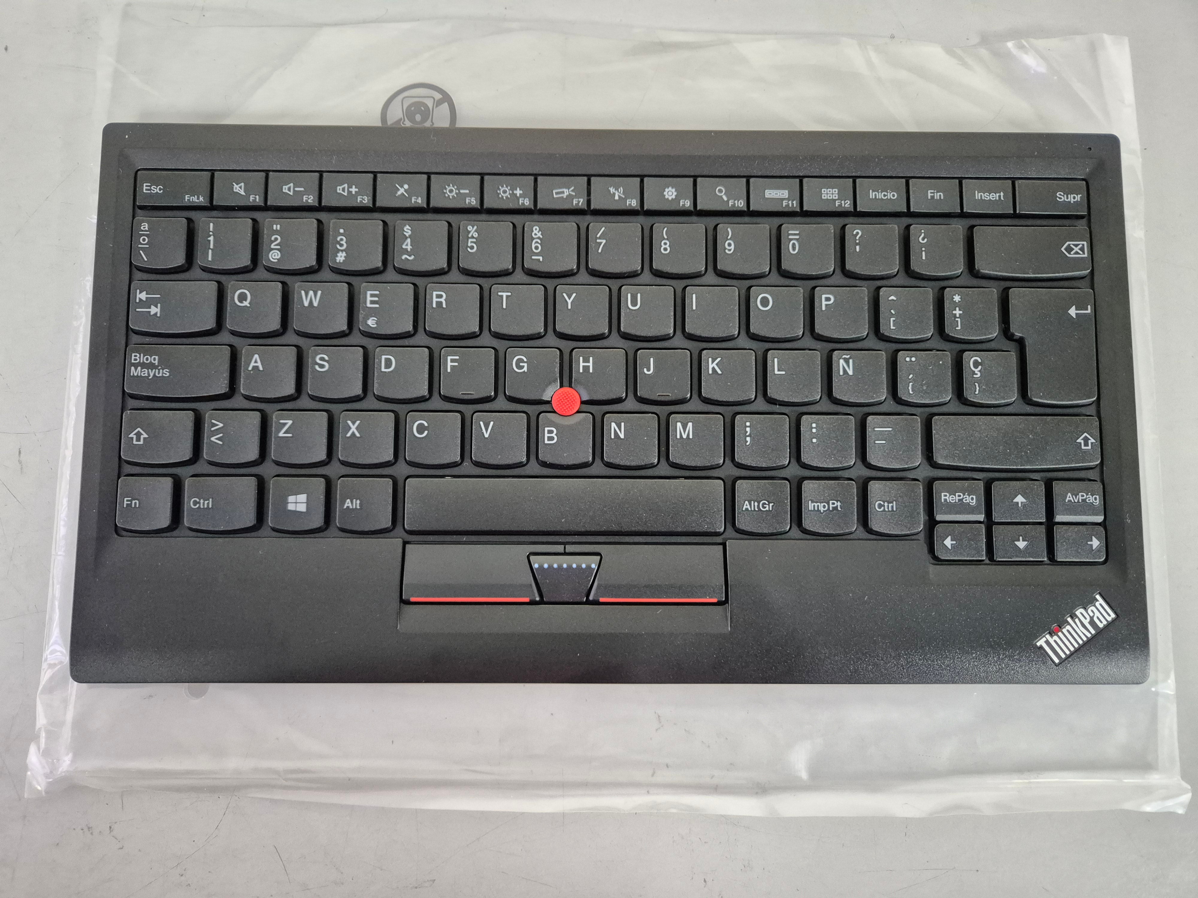 Lenovo KT-1255 ThinkPad Compact Bluetooth Keyboard w/ trackpoint - Spanish ( 4Y40U90594 03X7715 ) USED