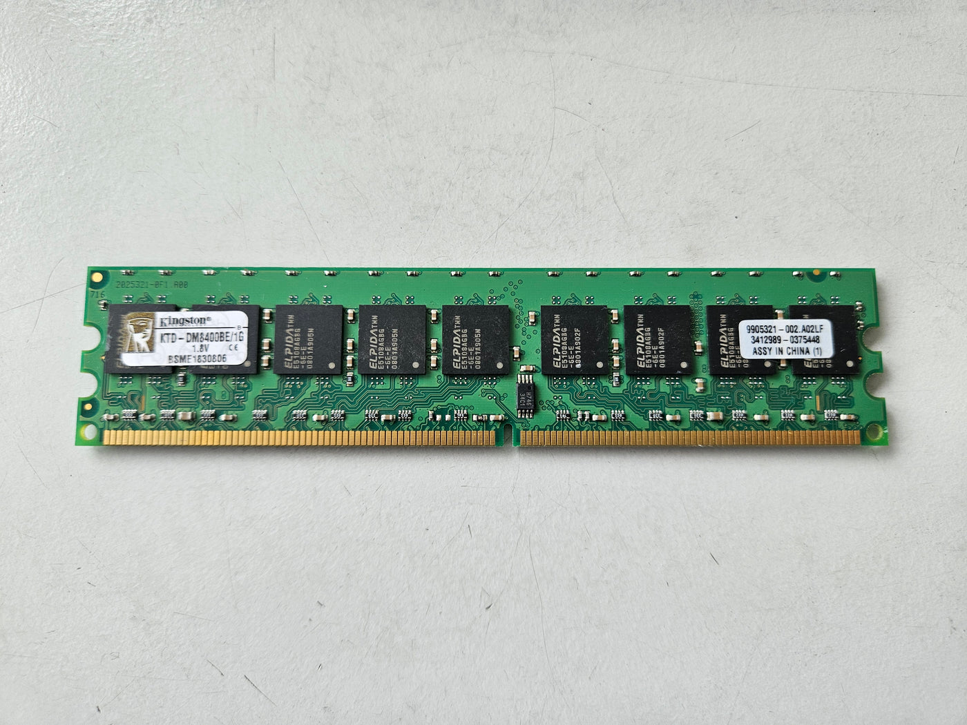 Kingston 1GB PC2-5300 DDR2-667MHz CL5 240-Pin DIMM ( KTD-DM8400BE/1G 9905321-002.A02LF ) REF