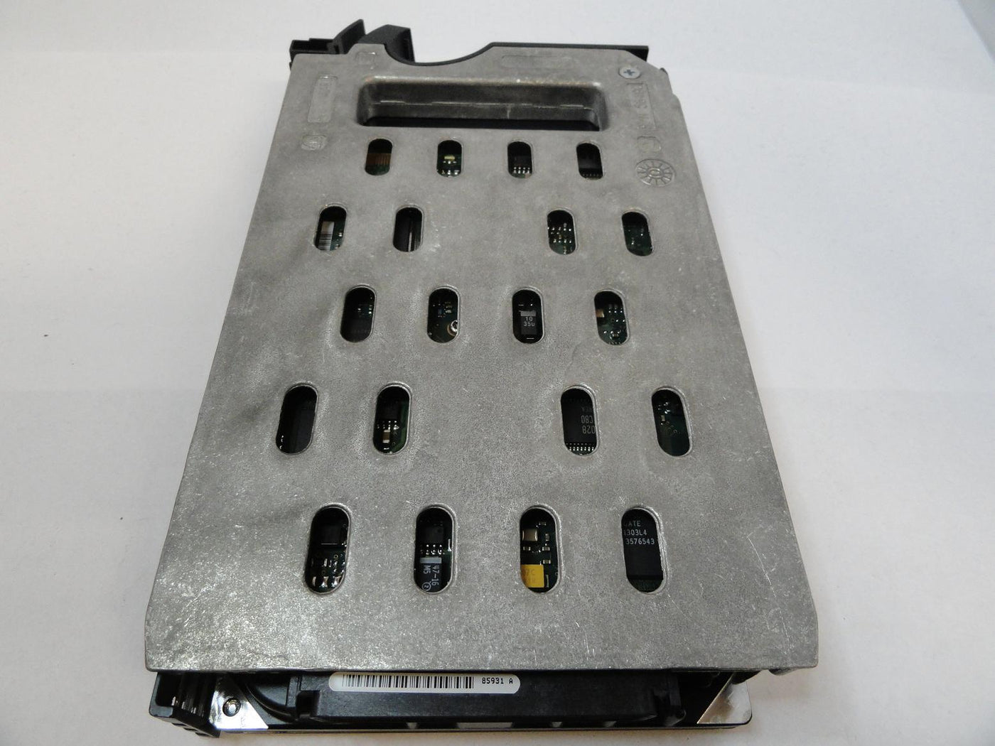 PR24234_9P4001-080_Seagate Dell 9GB SCSI 80 Pin 10Krpm 3.5in HDD - Image3