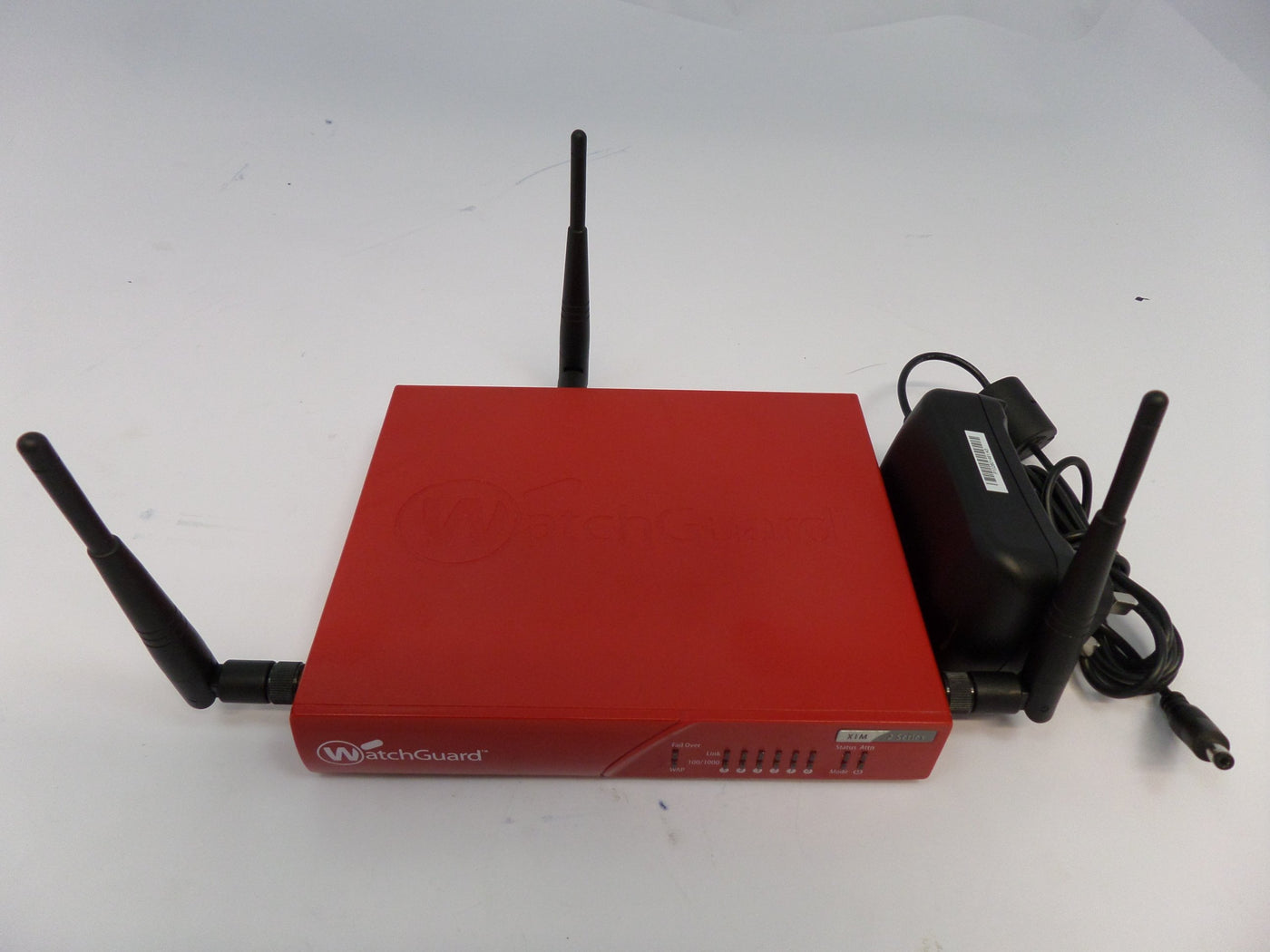 WatchGuard XP3E6W Wireless VPN Firewall