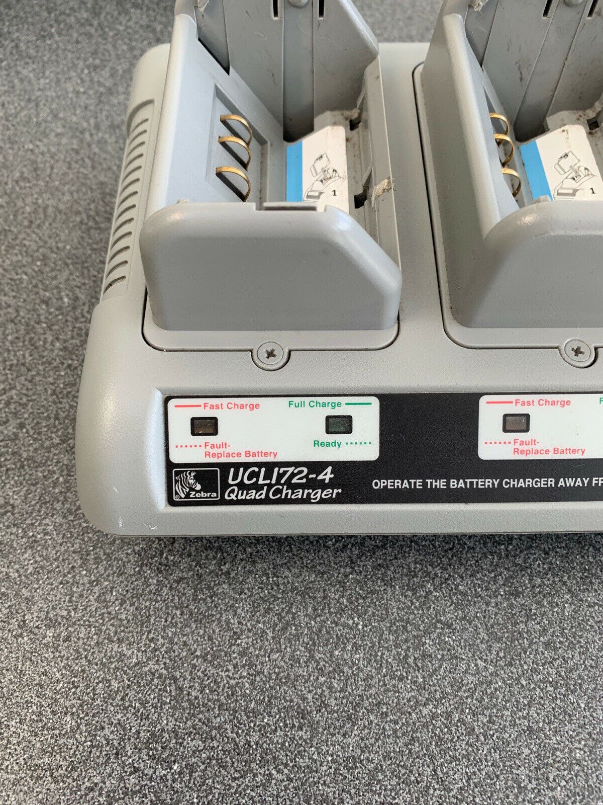 Zebra UCLI72-4 AT16305-8 Quad Charger  ( QL420 QL320 QL220 Used )