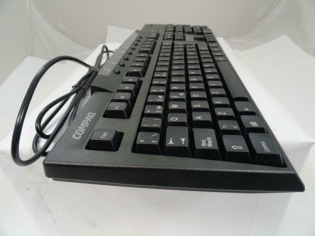 Compaq Spanish Keyboard Black ( 122659-078 SK-2860 164996-071 ) NOB
