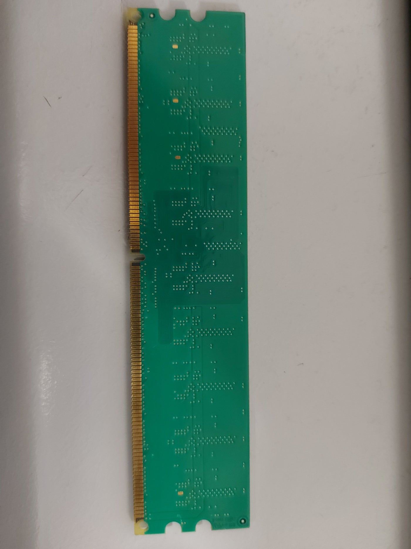 Samsung 256MB DDR2 PC2-4200 Non-ECC Unbuffered 240-Pins Memory M378T3253FG0-CD5