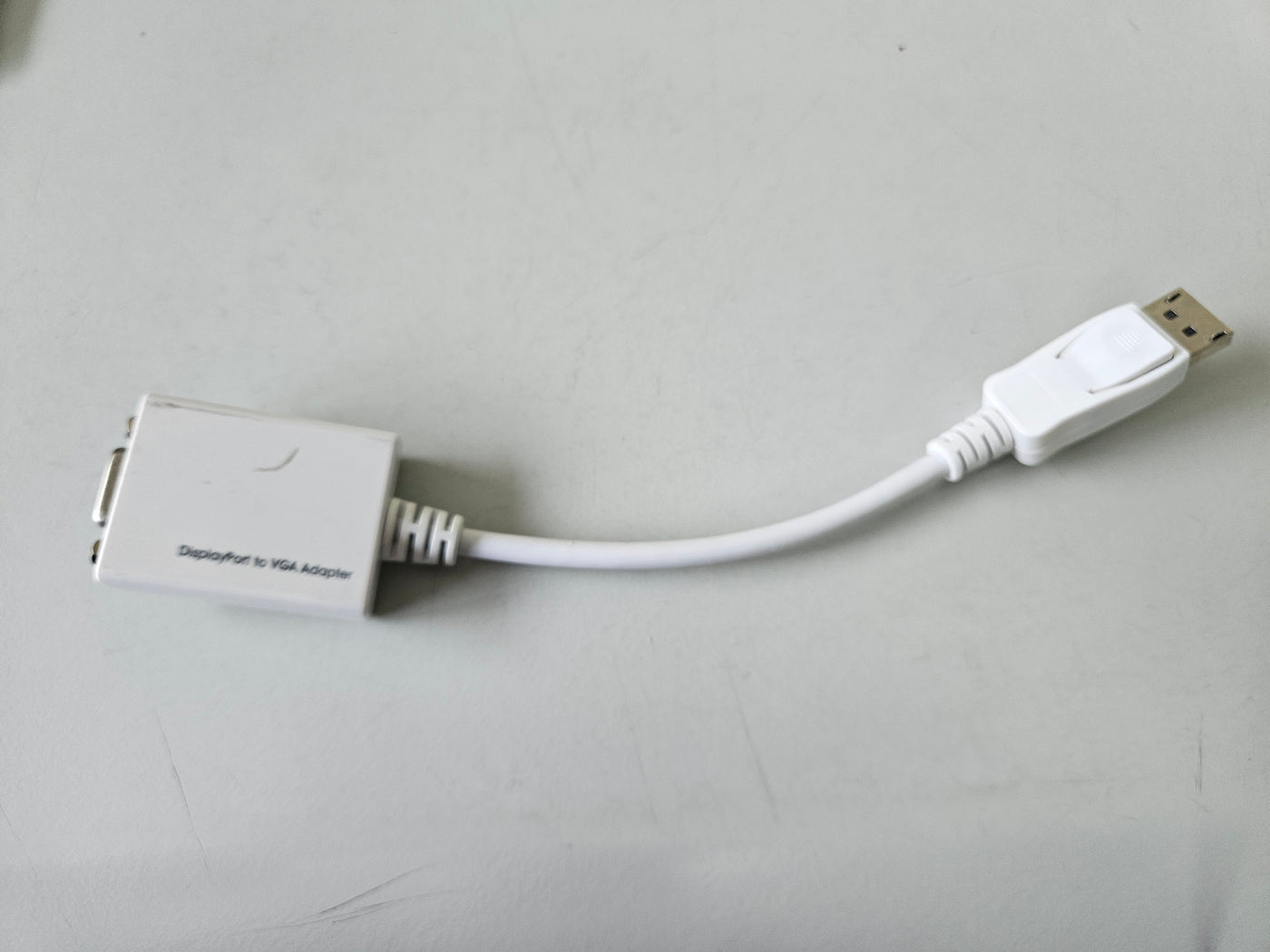 Generic DisplayPort to VGA Adapter - White USED