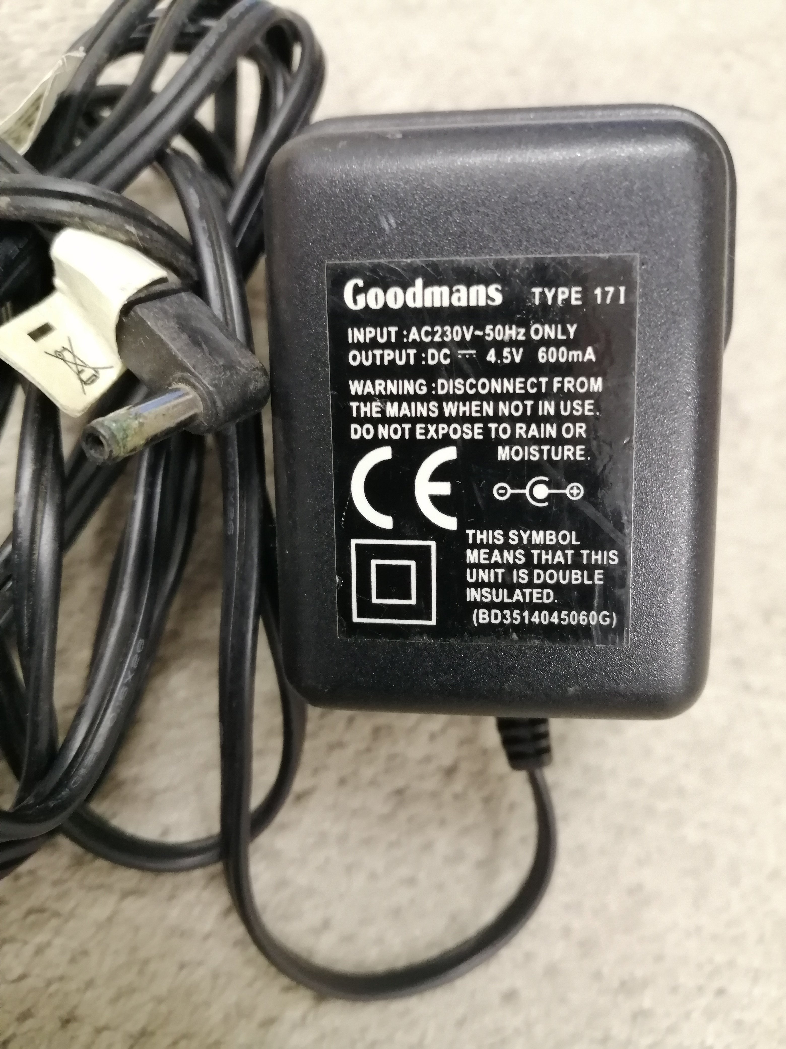 GOODMANS AC ADAPTER TYPE 171 IN AC230V OUT 4.5V 600mA ( BD3514045060G ) USED