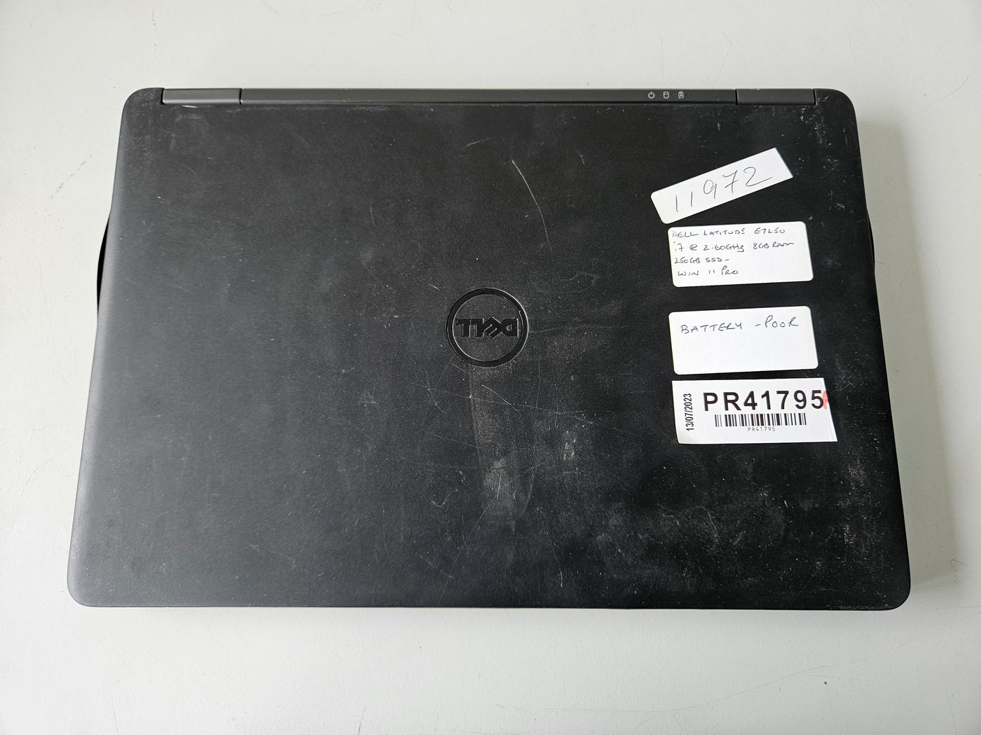P22S Dell Latitude E7250 250GB SSD Win11 Pro Laptops Pre