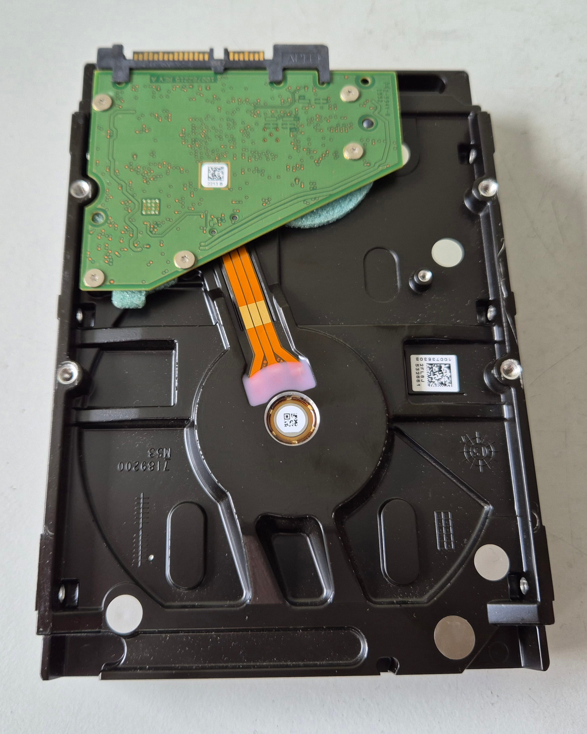 Seagate Surveillance 4TB 5.9K SATA 3.5in HDD ( ST4000VX000 1F4168-501 ) REF