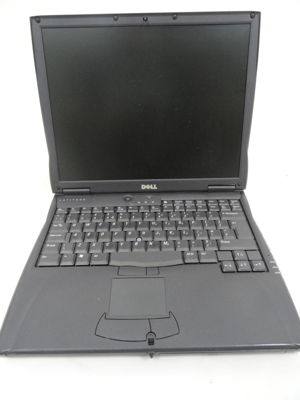 791UH - Dell C600 Laptop P3 700Hz 556MB 20GB CD/RW - Refurbished