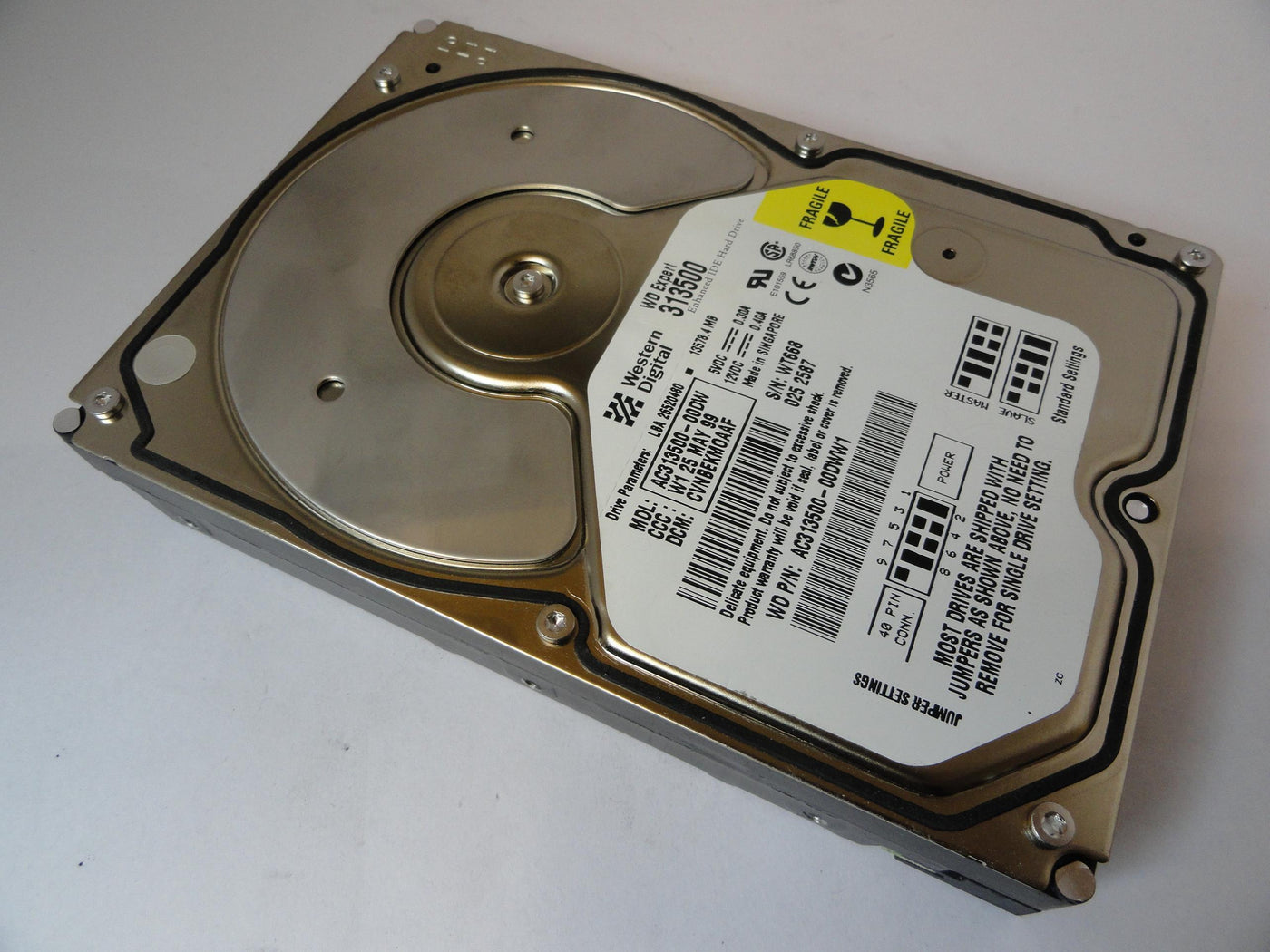 PR21184_AC313500-00DW_Western Digital 13.5Gb IDE 7200rpm 3.5in HDD - Image3