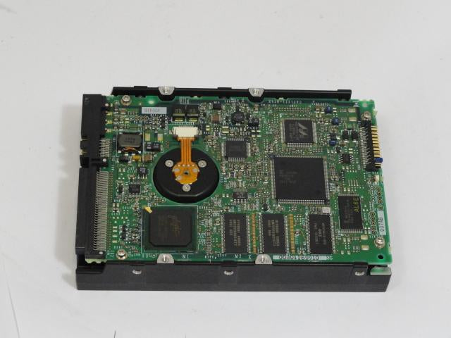 MC0510_CA05668-B25100CQ_Fujitsu Compaq 9.1GB SCSI 68pin 10Krpm 3.5in HDD - Image2
