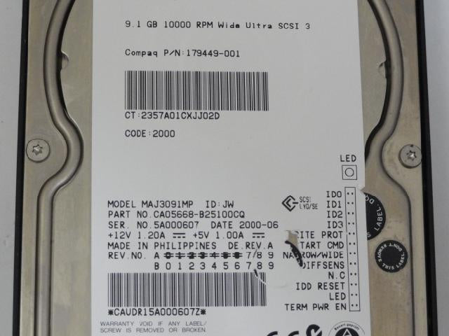 MC0510_CA05668-B25100CQ_Fujitsu Compaq 9.1GB SCSI 68pin 10Krpm 3.5in HDD - Image3