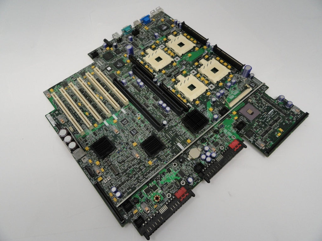 PR18566_231125-001_Compaq ProLiant DL580 Quad Xeon System Board - Image3