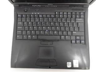 PR20262_850VT_Dell Latitude C800 Laptop No HDD No PSU - Image4
