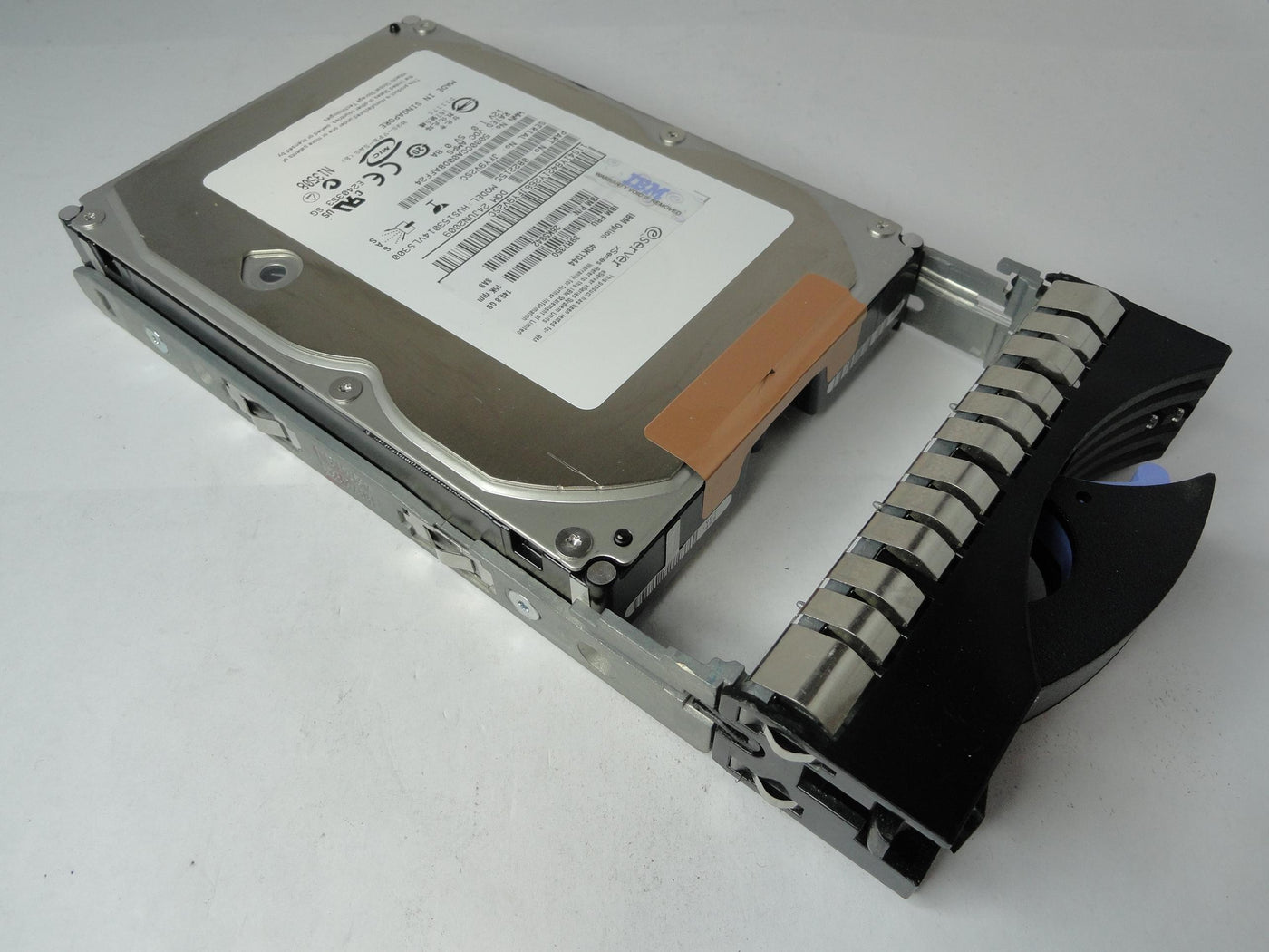 0B22155 - Hitachi IBM 146.8GB SAS 15Krpm 3.5in eServer xSeries HDD in Caddy - USED