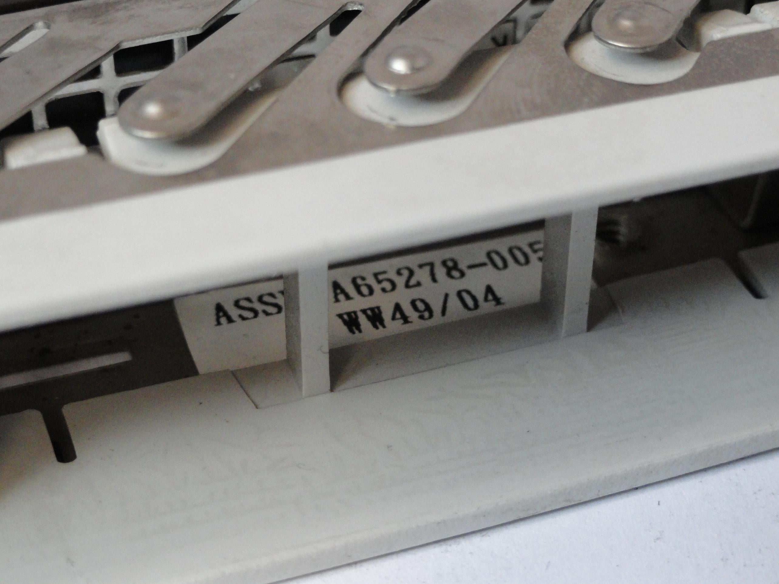 PR21099_8D073J0-02258E_Maxtor NEC 73GB SCSI 80 Pin 10Krpm 3.5in HDD - Image3