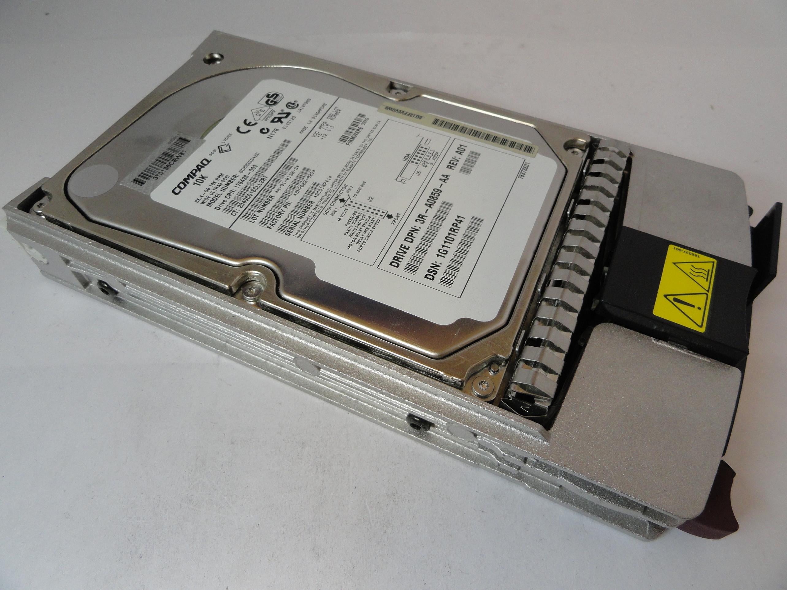 PR21678_9N7006-022_Seagate Compaq 36.4GB SCSI 80 Pin 10Krpm 3.5in HDD - Image3