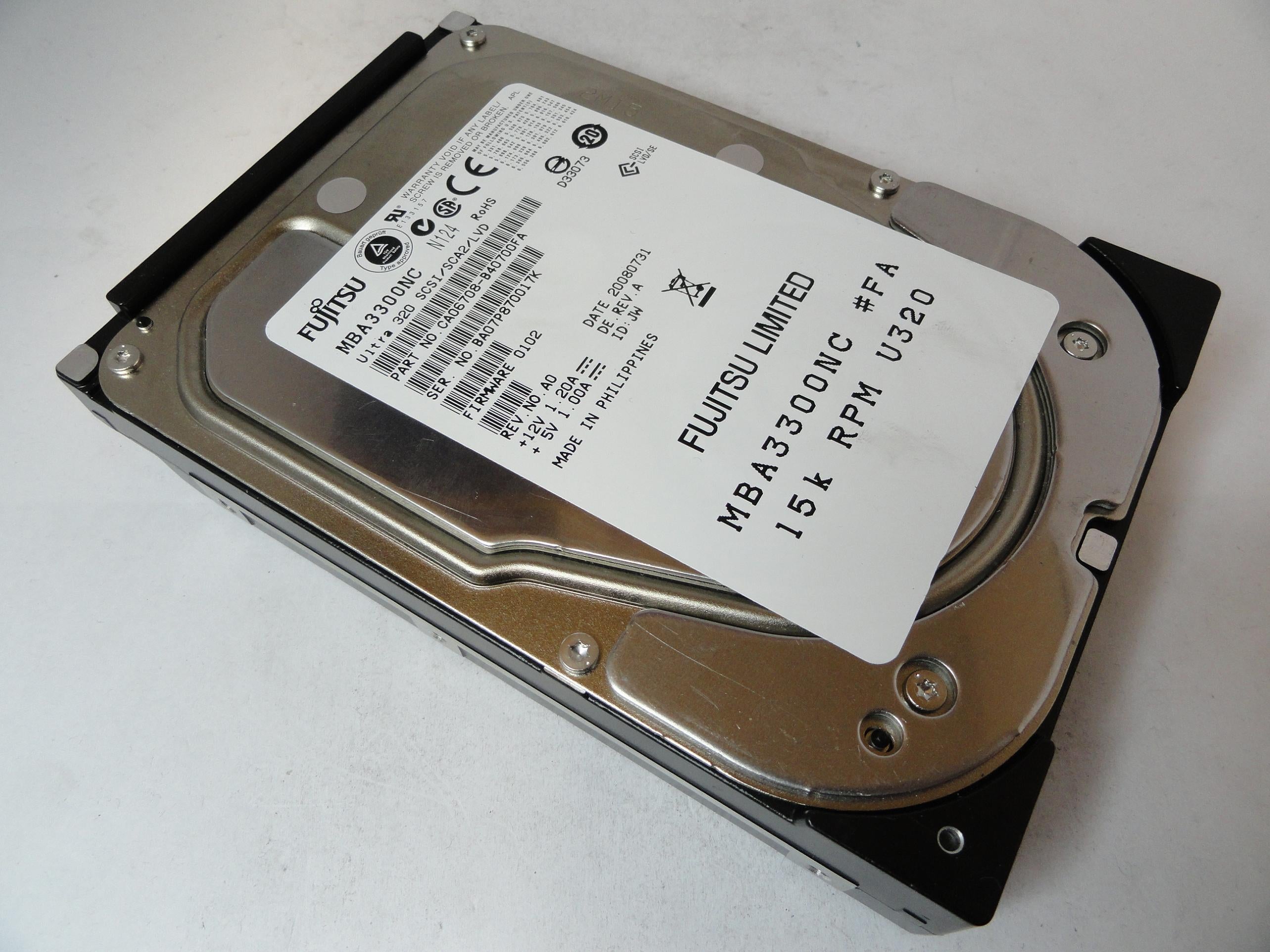 PR21936_CA06708-B40700FA_Fujitsu 300Gb SCSI 80 Pin 15Krpm 3.5in HDD - Image2
