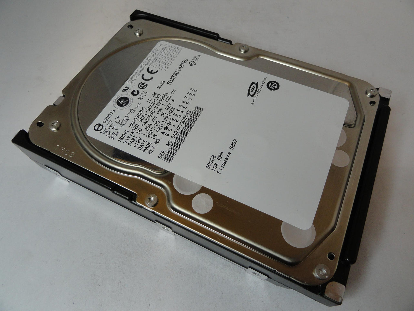 PR21939_CA06550-B40300DL_Fujitsu 300GB SCSI 80Pin 10Krpm 3.5in HDD - Image2